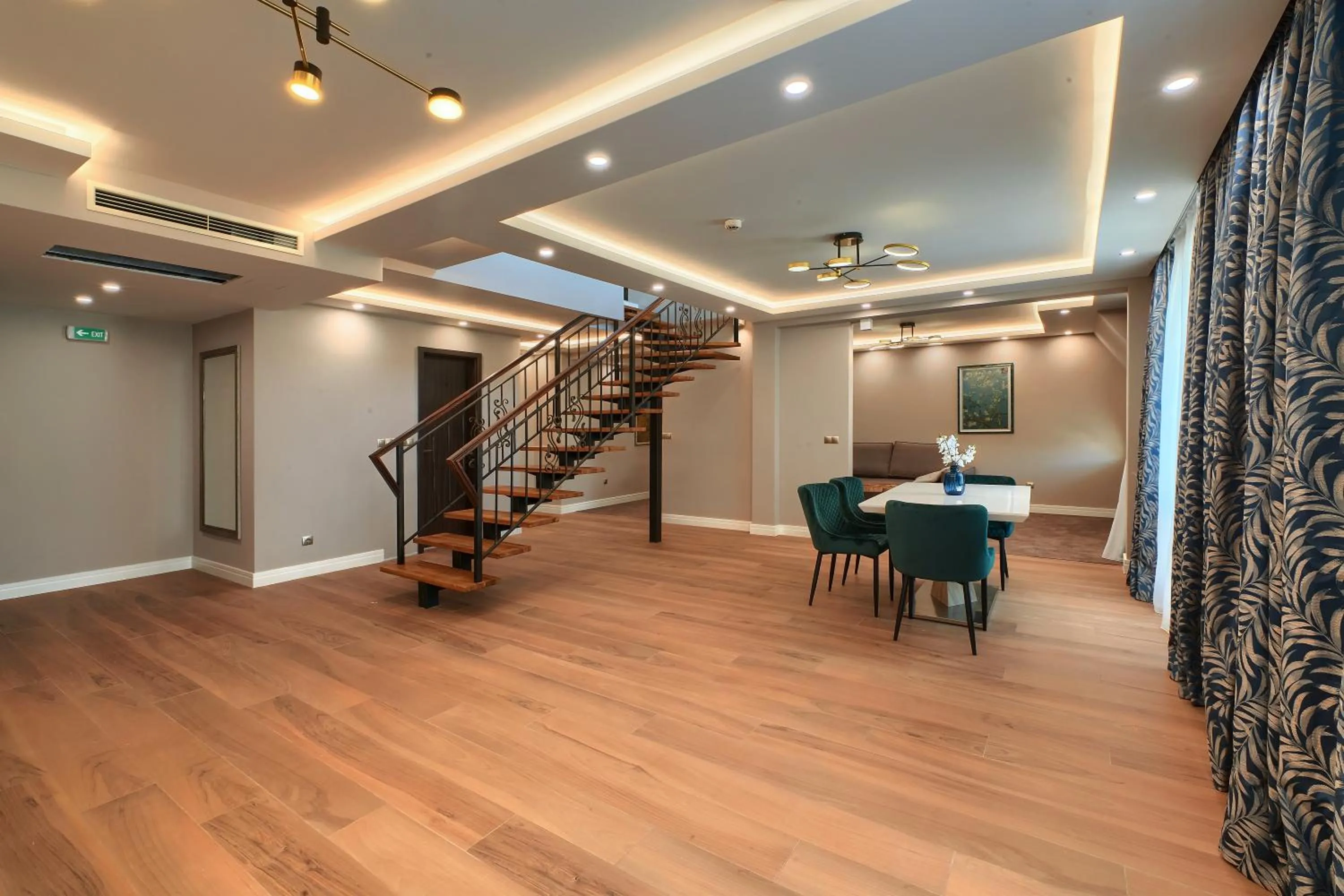 Toilet in Aurora Sofia