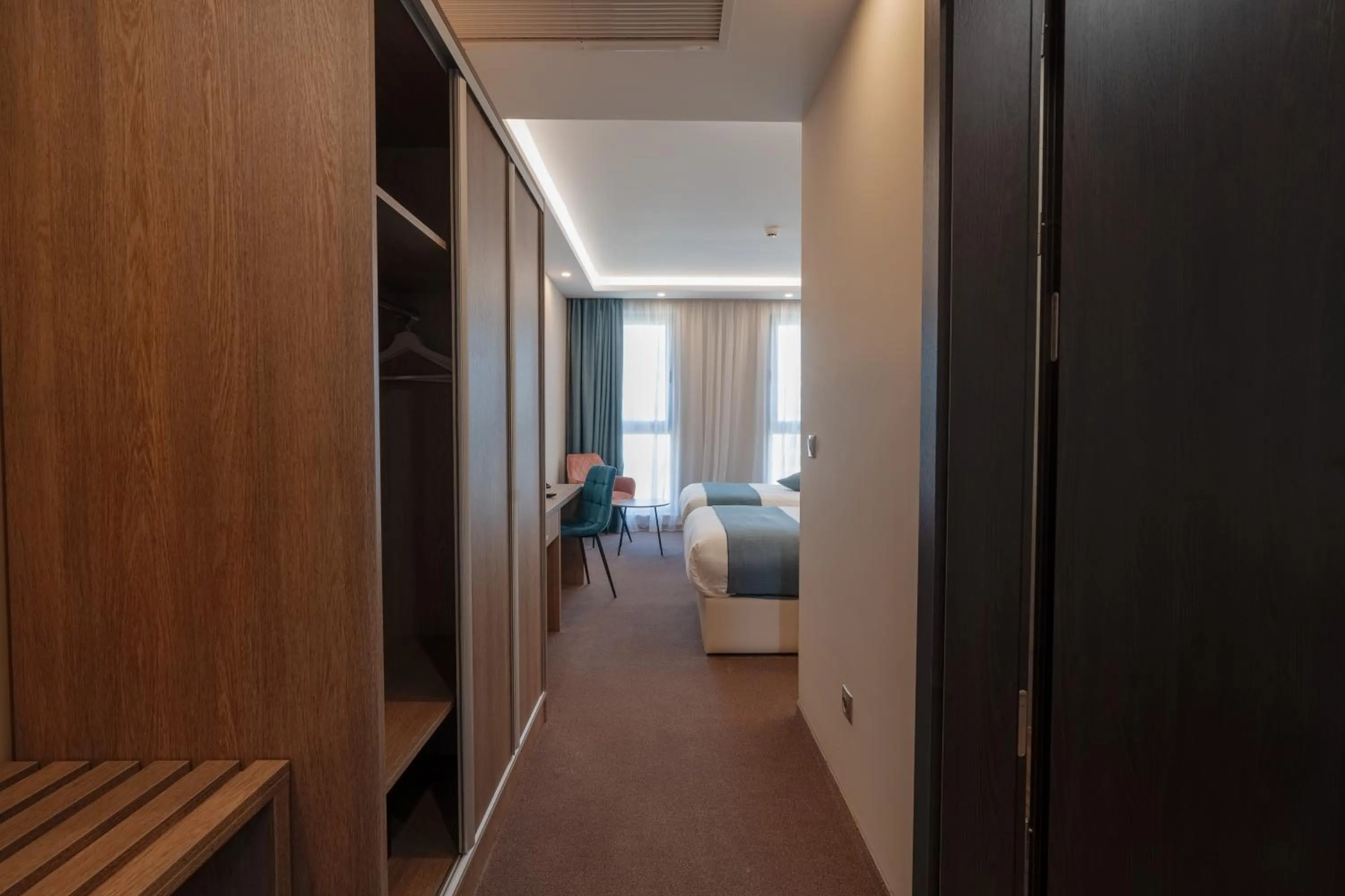 Photo of the whole room, Bed in Aurora Sofia