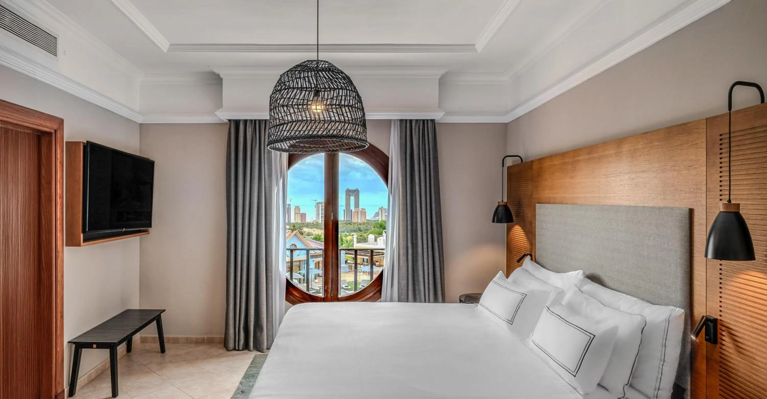 Bed in Melia Villaitana