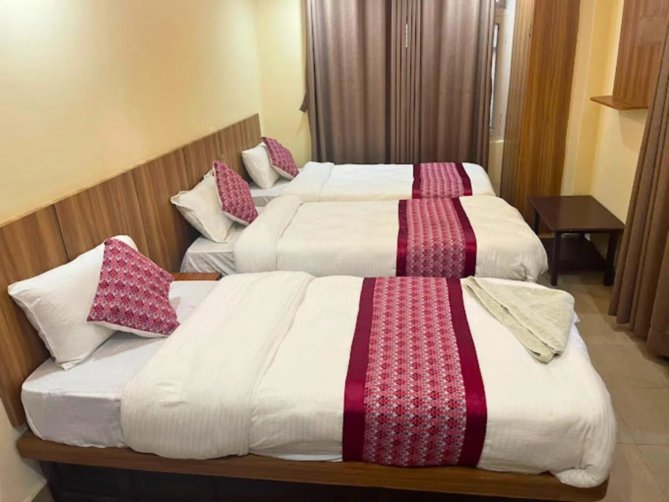 Bedroom, Bed in Rightway Hotel & Restaurant