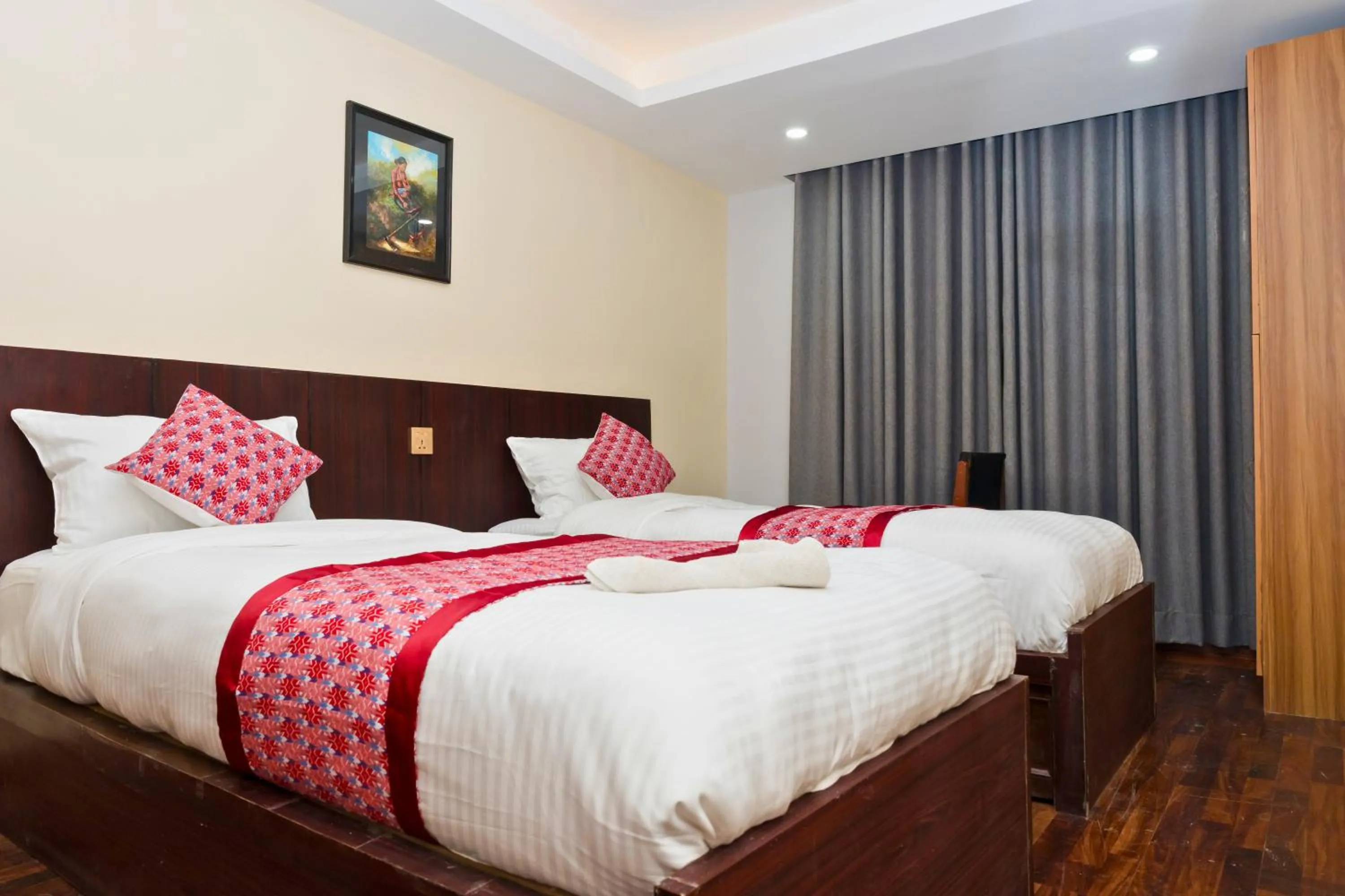 Bedroom, Bed in Rightway Hotel & Restaurant