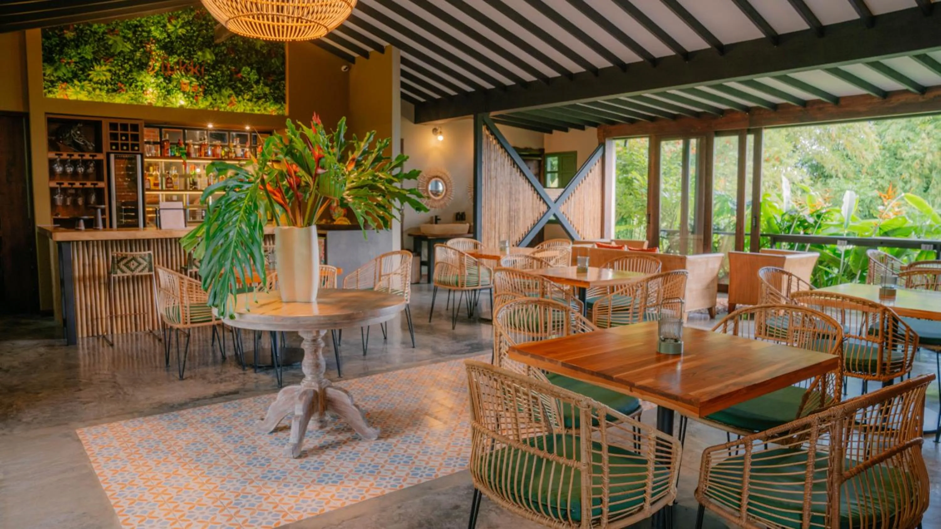 Restaurant/places to eat in Tukki Ecolodge Hotel