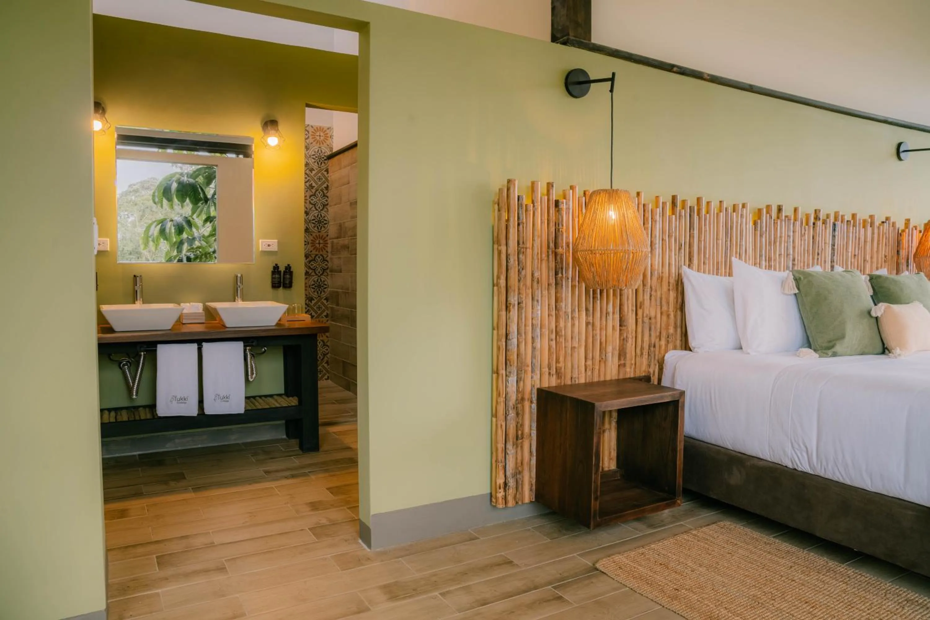 Photo of the whole room, Bed in Tukki Ecolodge Hotel