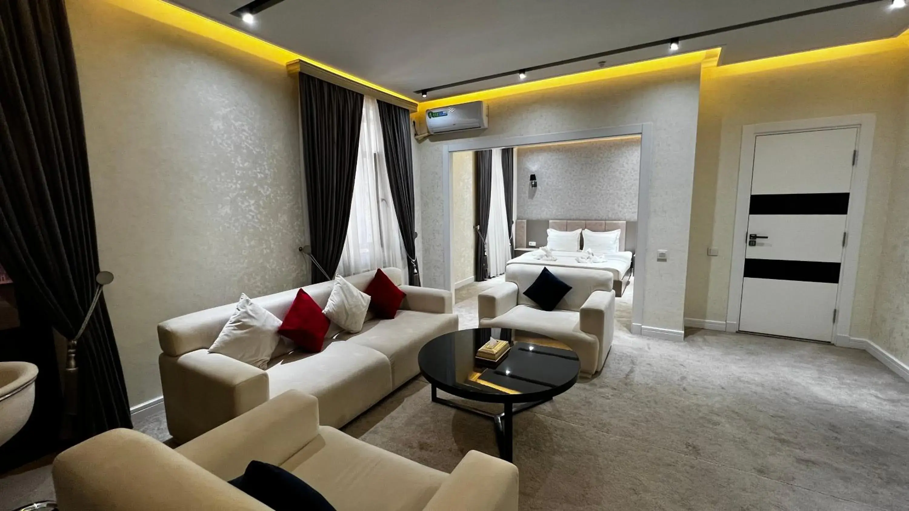 Ohu Palace Hotel Ohu Palace Hotel