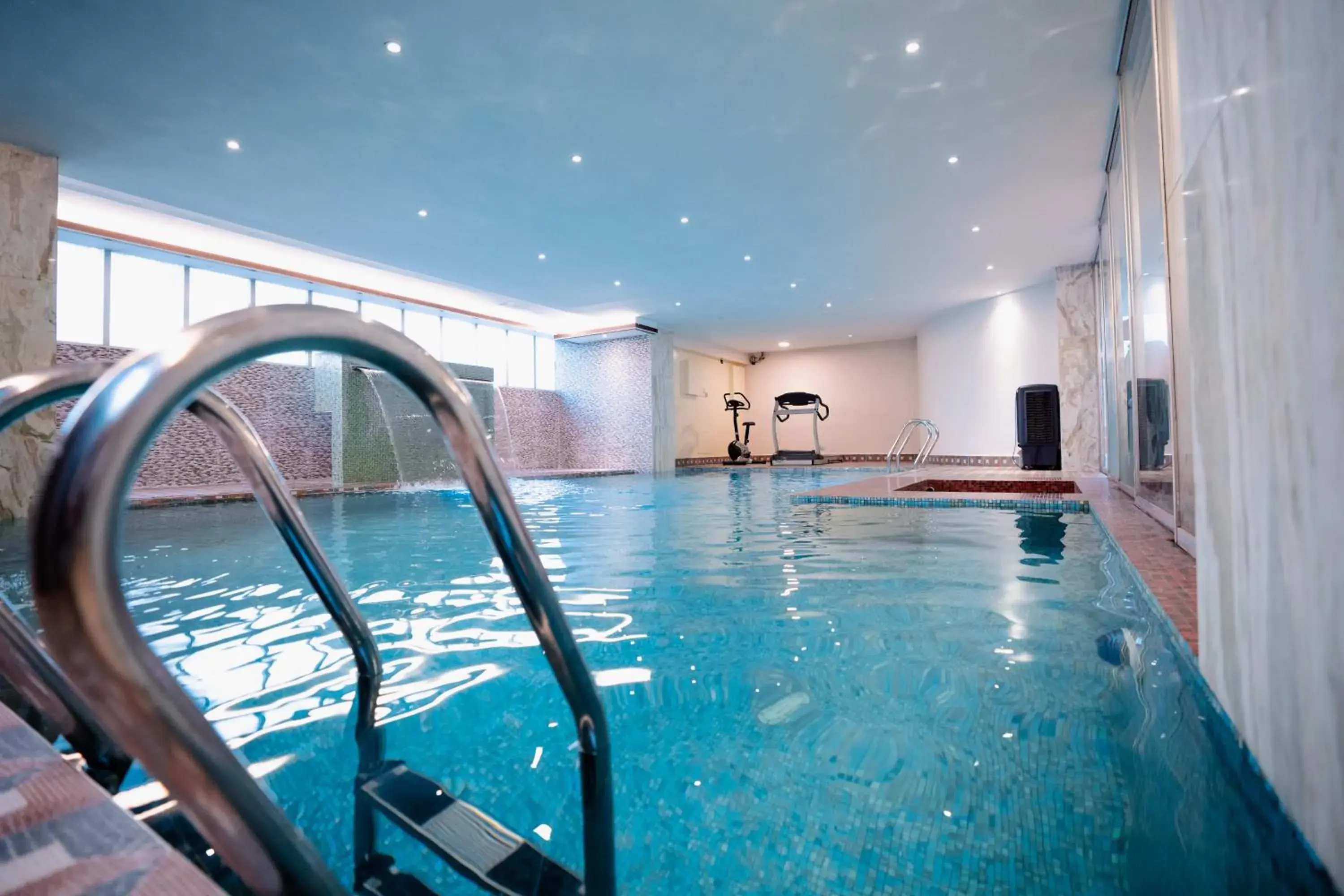 Property building in Royal Residence Dhaka Property building in Royal Residence Dhaka