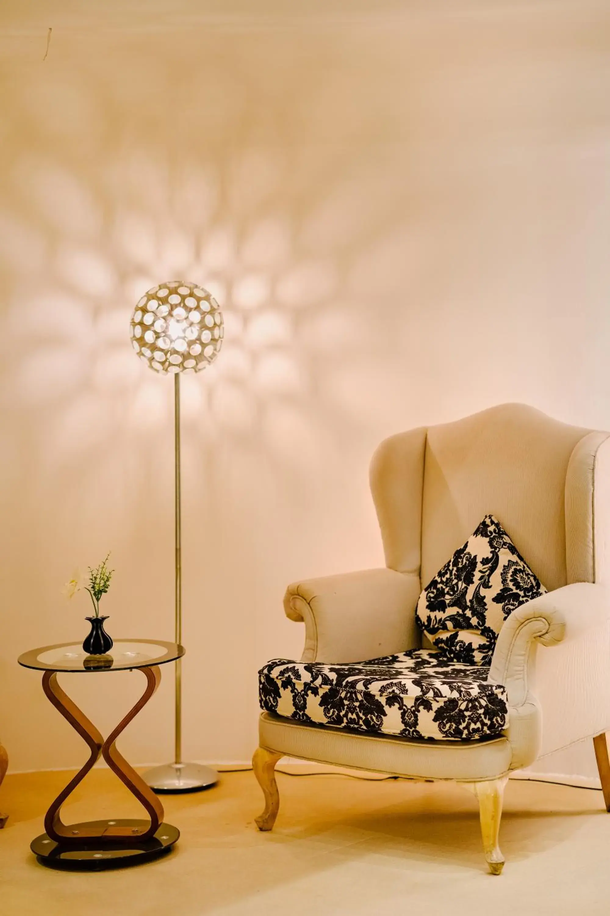 Property building in Royal Residence Dhaka Property building in Royal Residence Dhaka