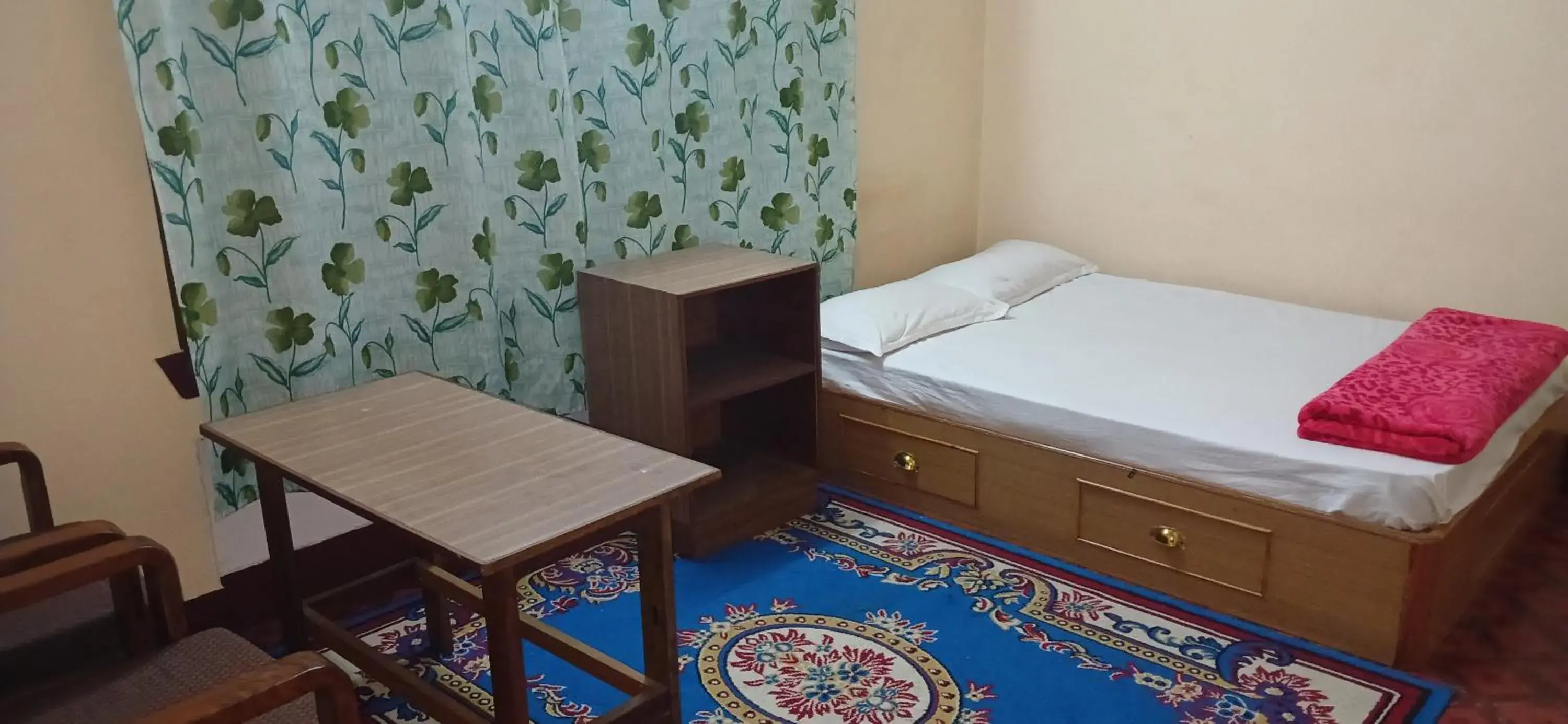 Double Room - single occupancy in Manjushree home Double Room - single occupancy in Manjushree home