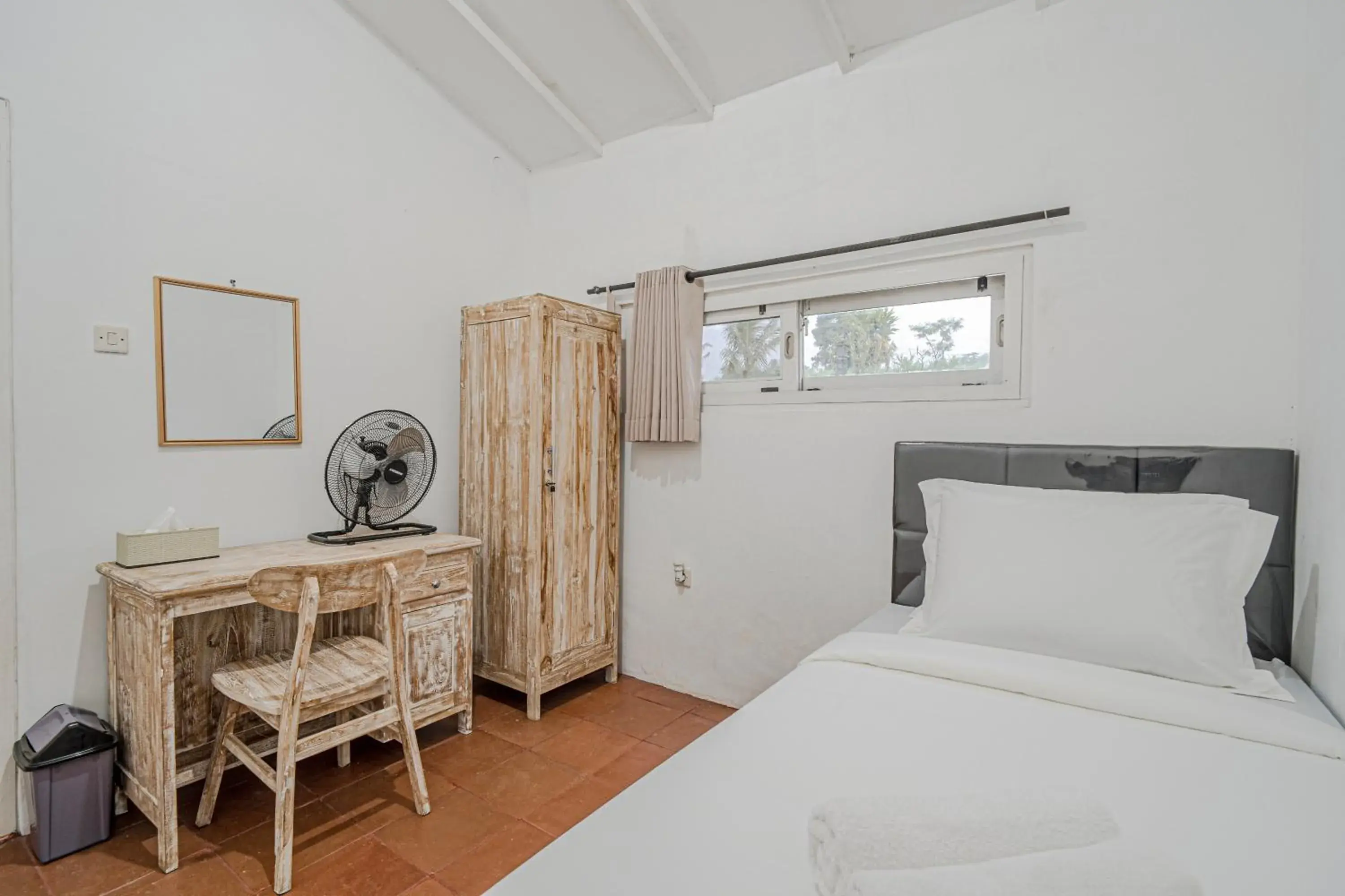 Bed in Jatiluwih Santya Loka Lodge & Twin Waterfall Managed by Manara Bed in Jatiluwih Santya Loka Lodge & Twin Waterfall Managed by Manara