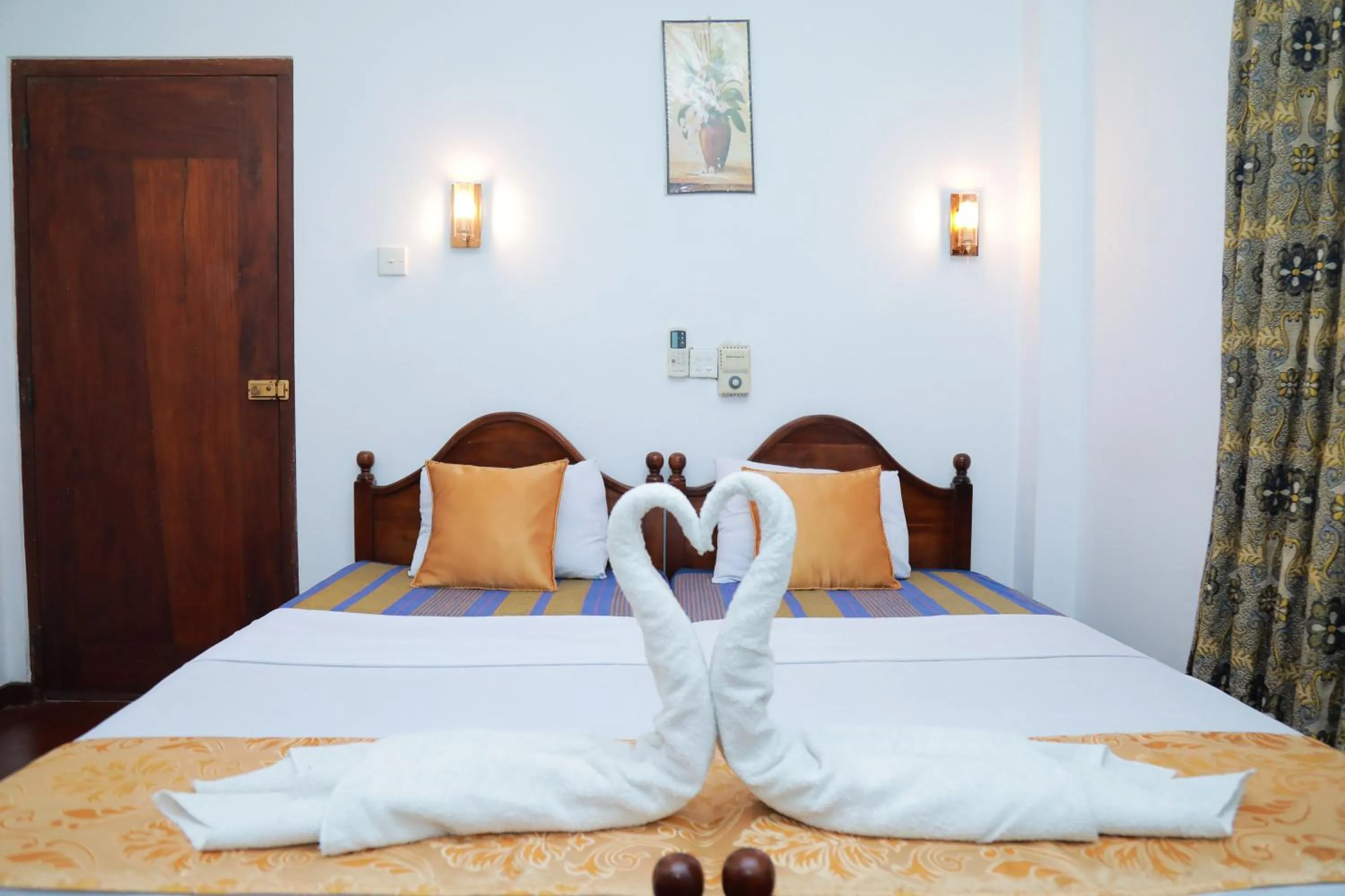 Bed in Villa 468 - Hikkaduwa