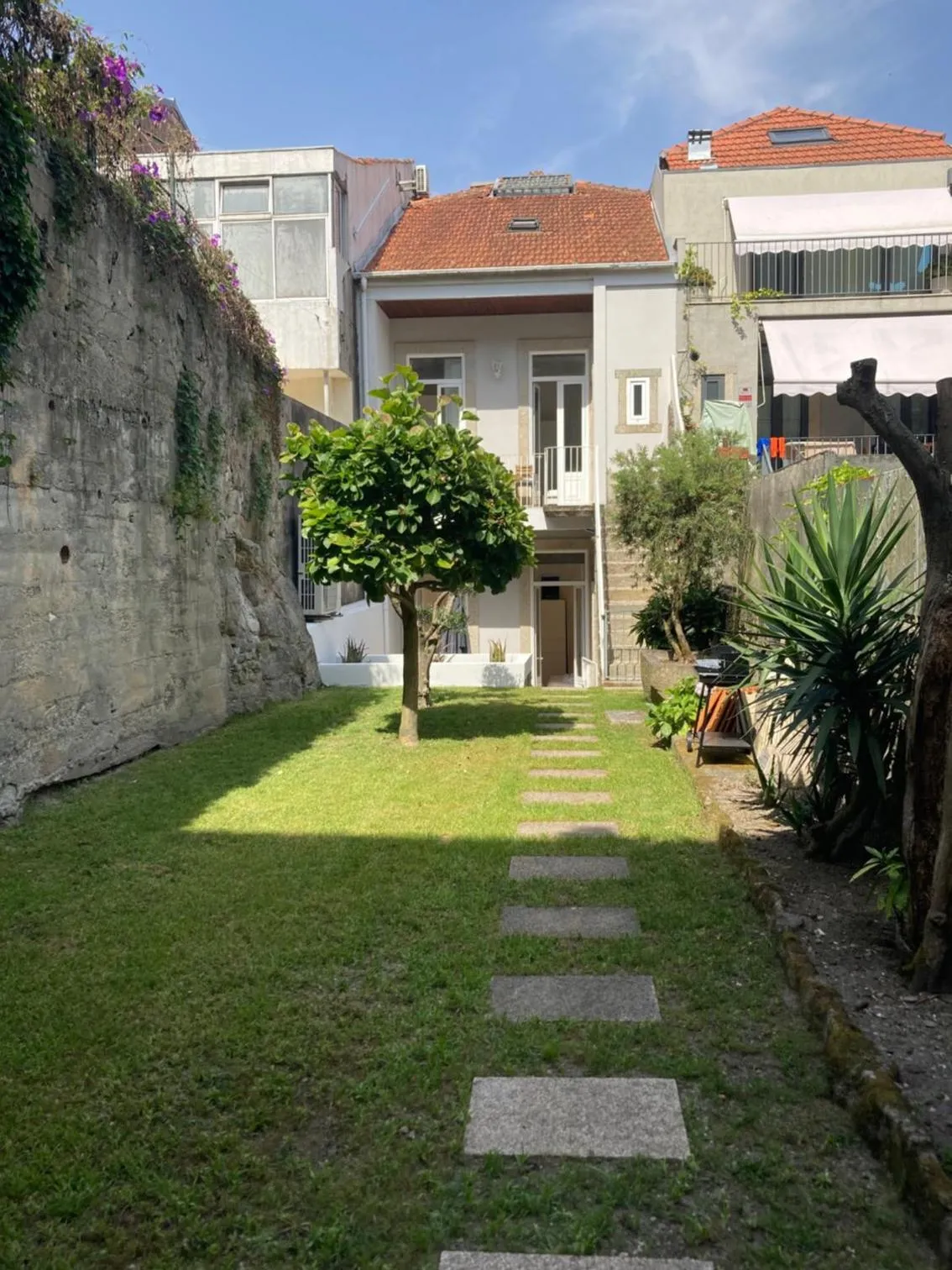 Pombeiro Apartments