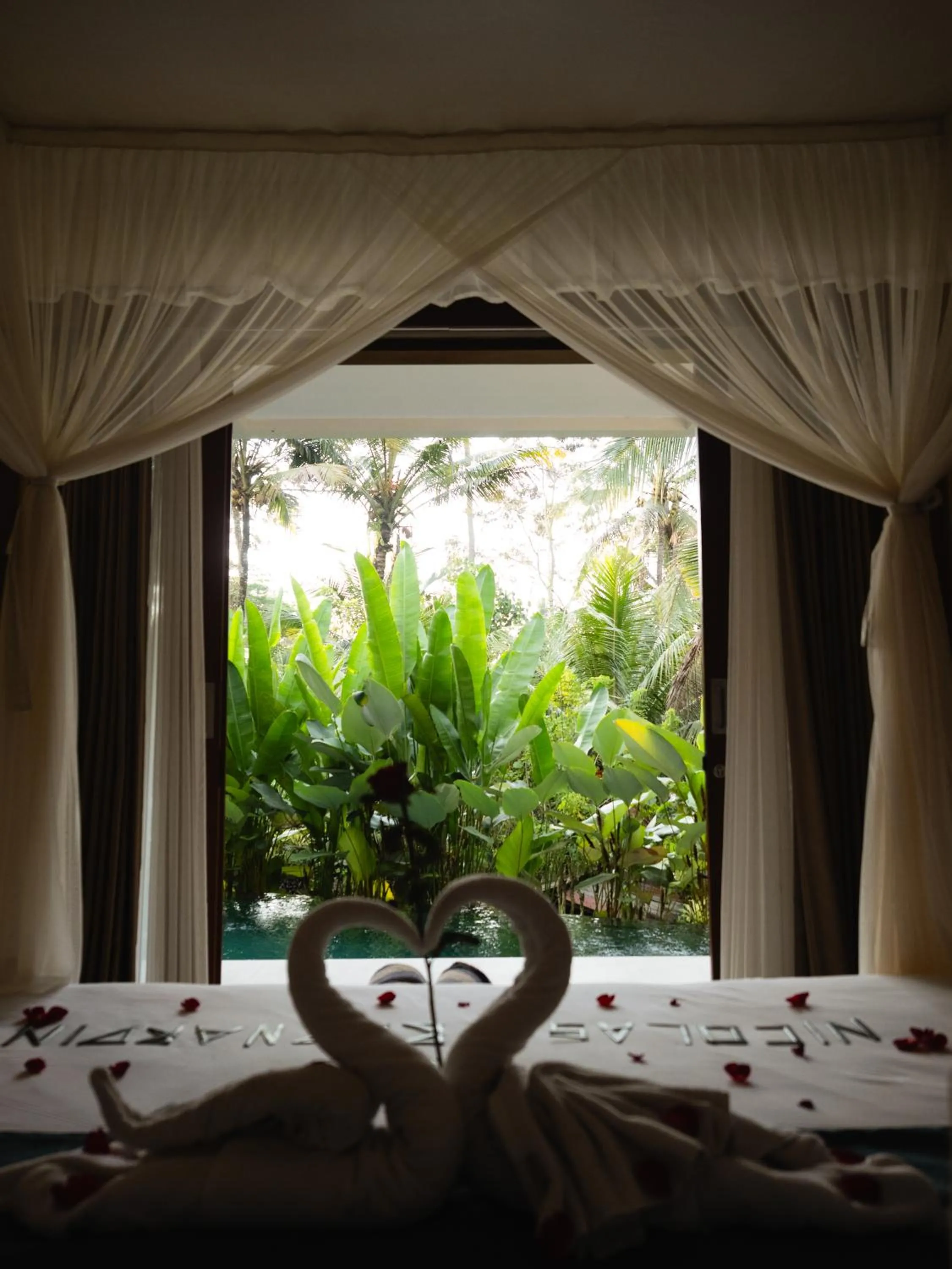 Decorative detail, Bed in Alankara Villa & Spa Ubud by Mahaprana