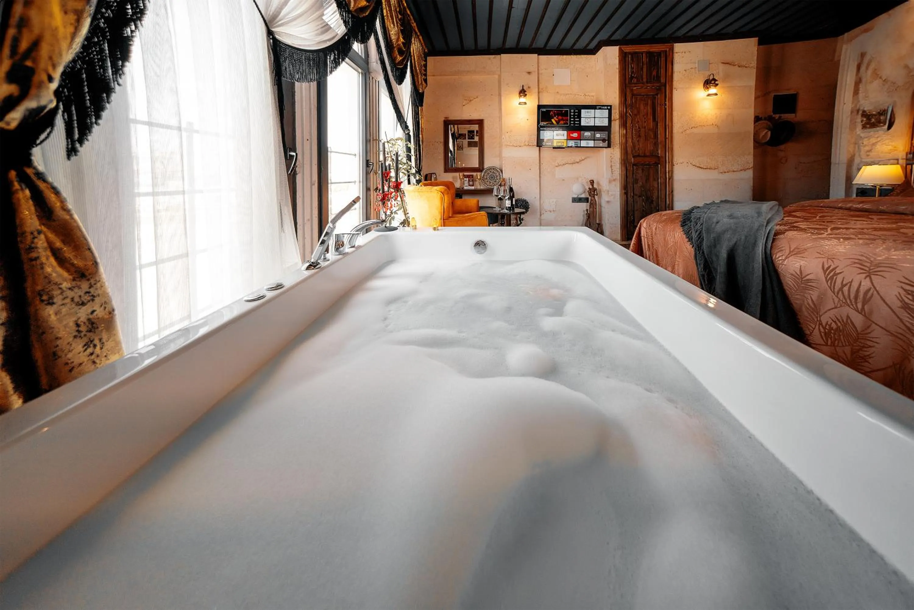 Bed in Abra Stone House