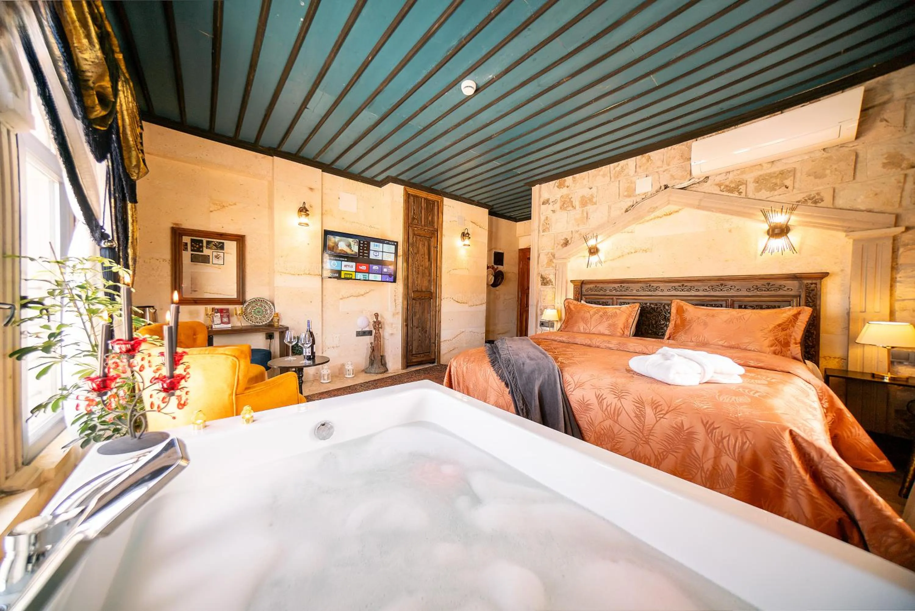 Bed in Abra Stone House