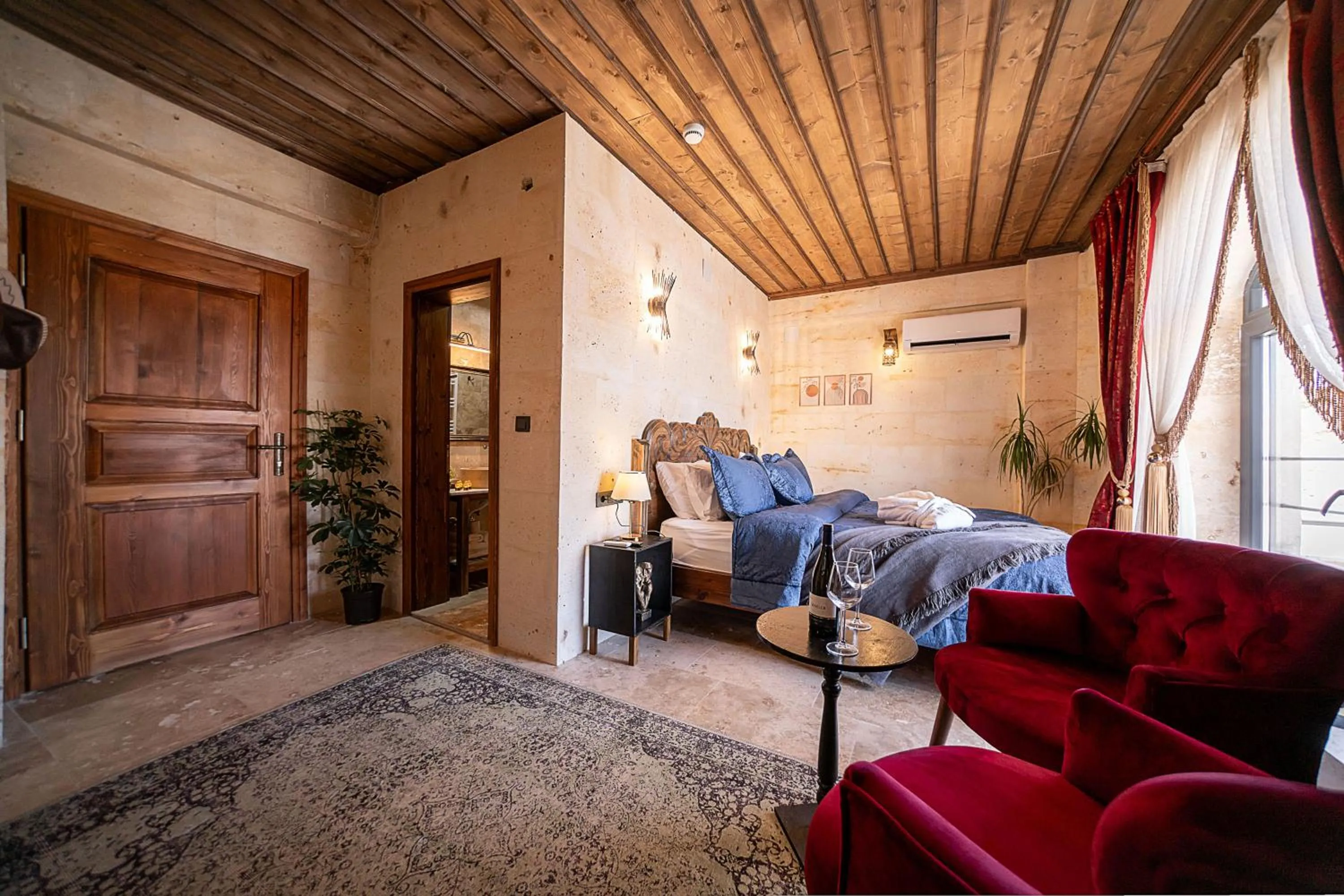 Bed in Abra Stone House