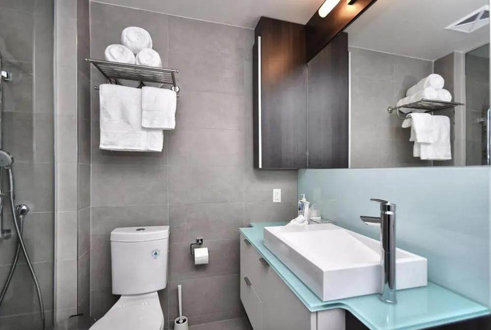 Skyline Suites - Walk to MTCC, ACC, Rogers Centre & Entertainment District