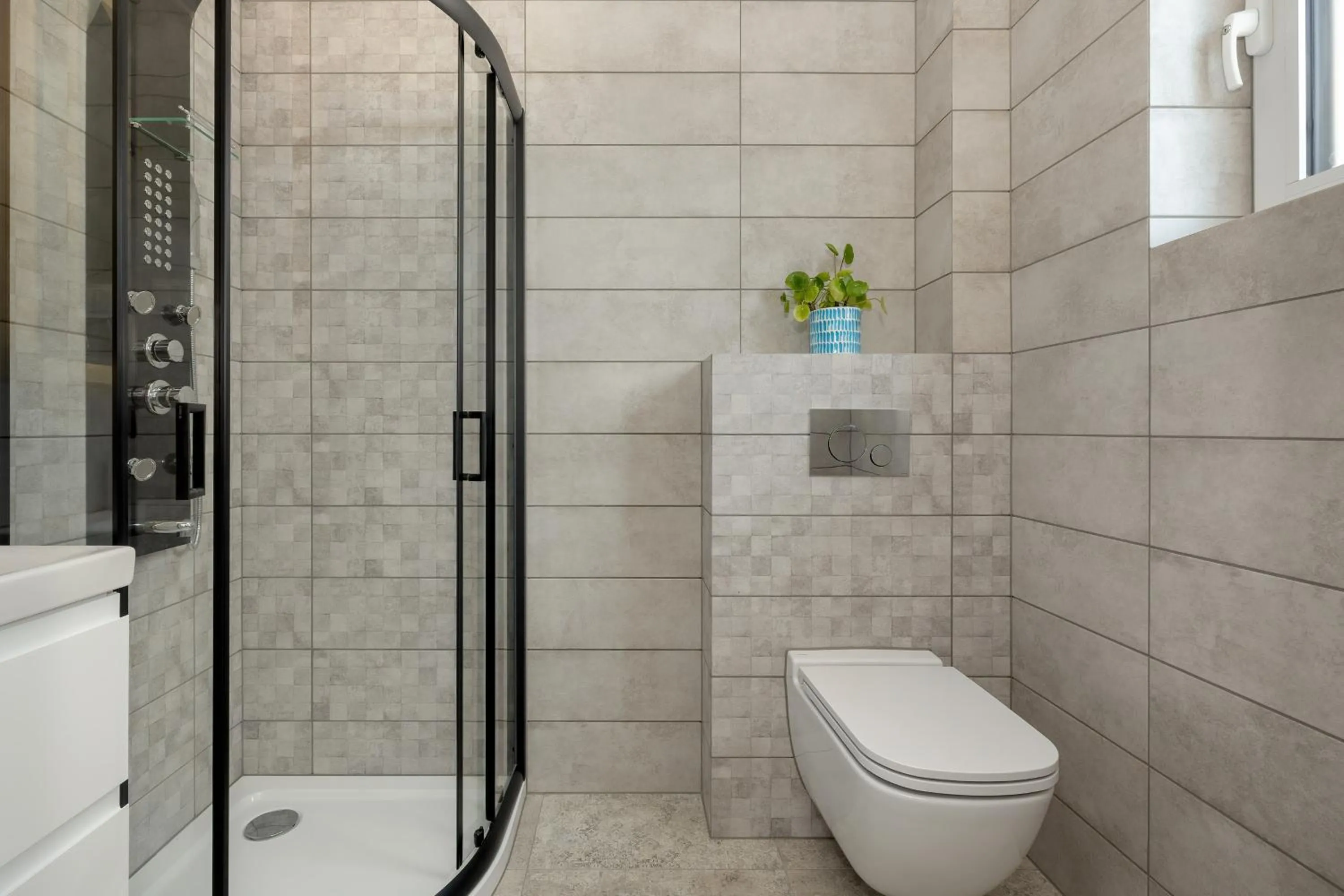 Shower in Akwamaryn Apartamenty