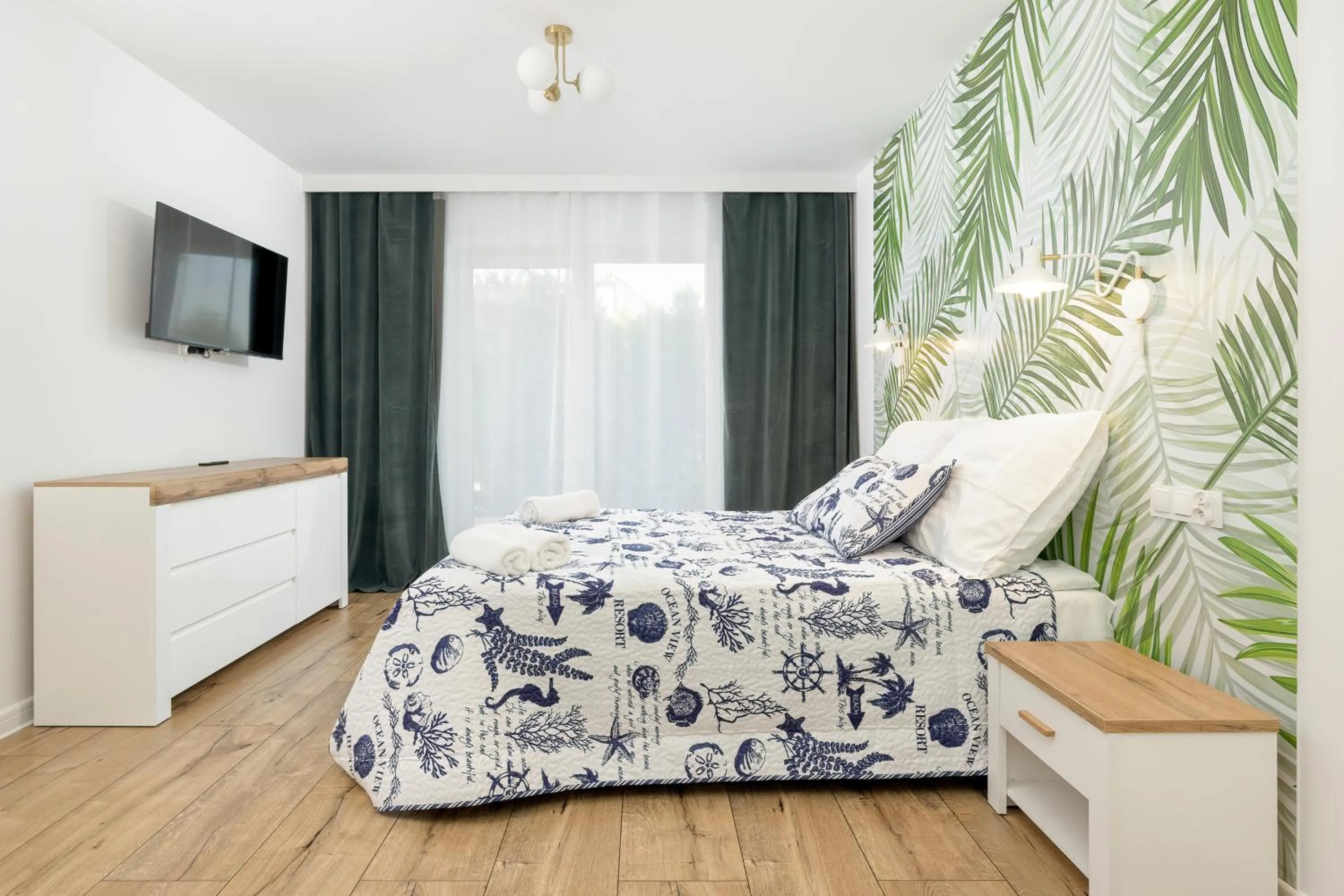 Bedroom, Bed in Akwamaryn Apartamenty