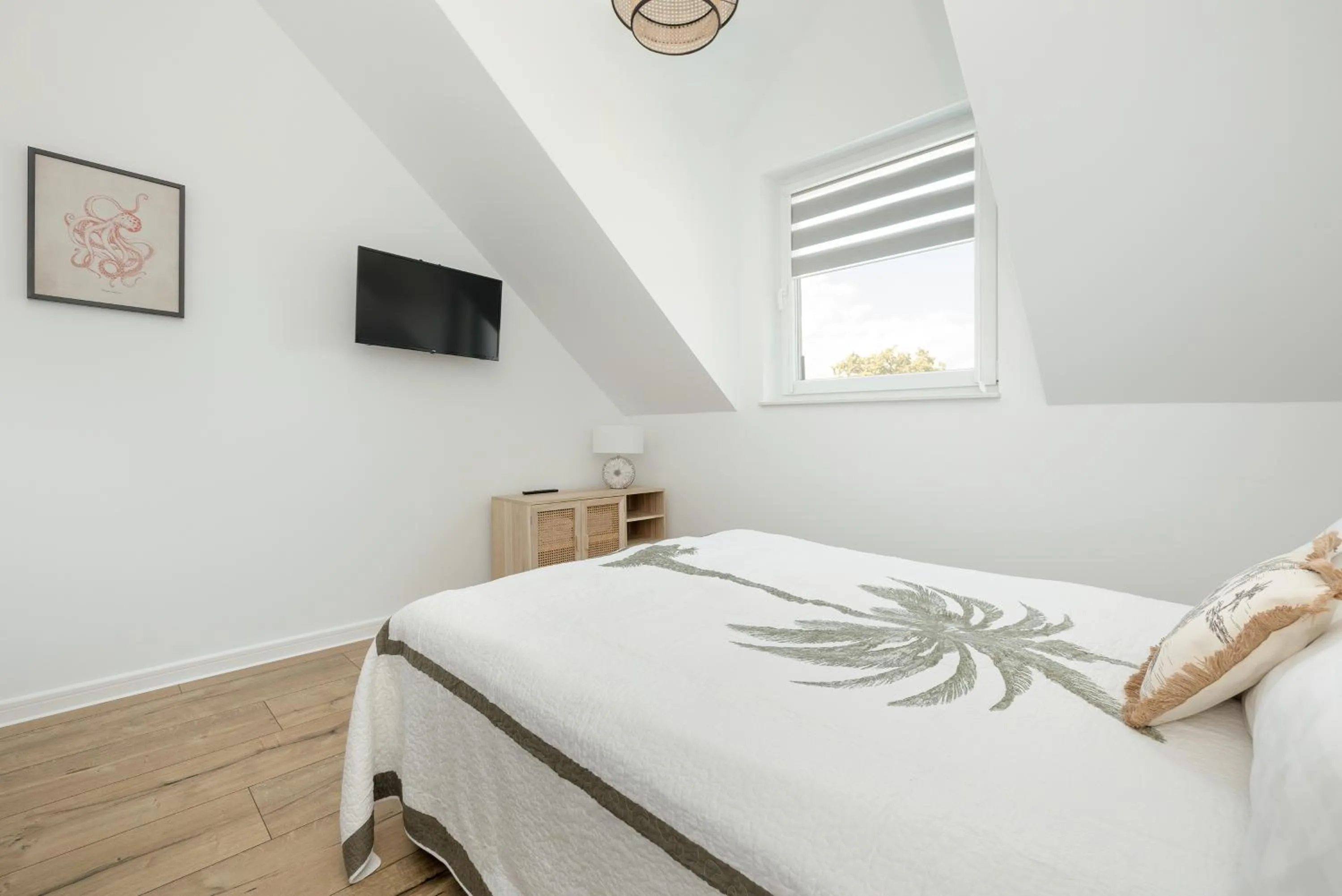 TV and multimedia, Bed in Akwamaryn Apartamenty
