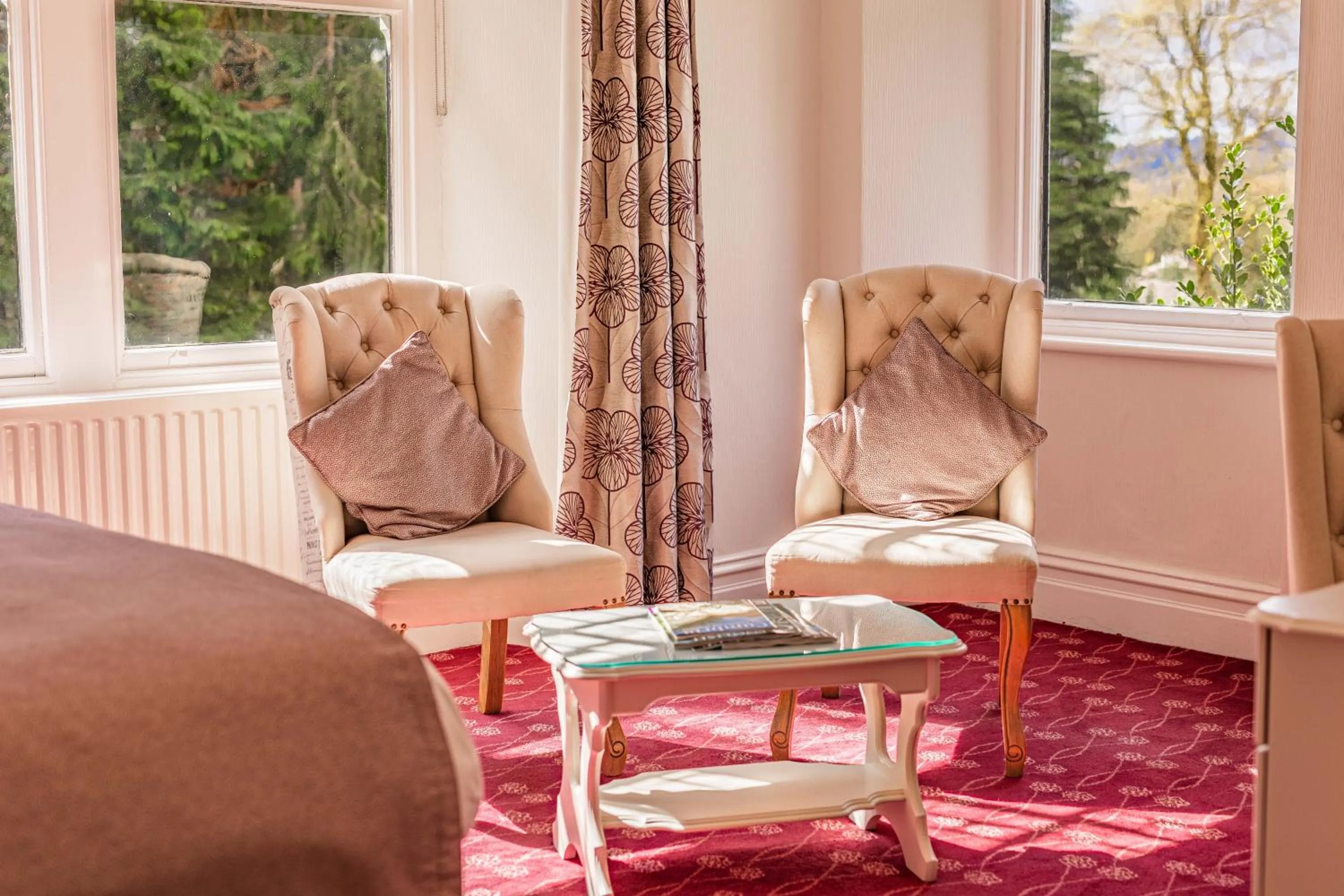 Seating area in Burn How Garden Hotel - Bowness on Windermere