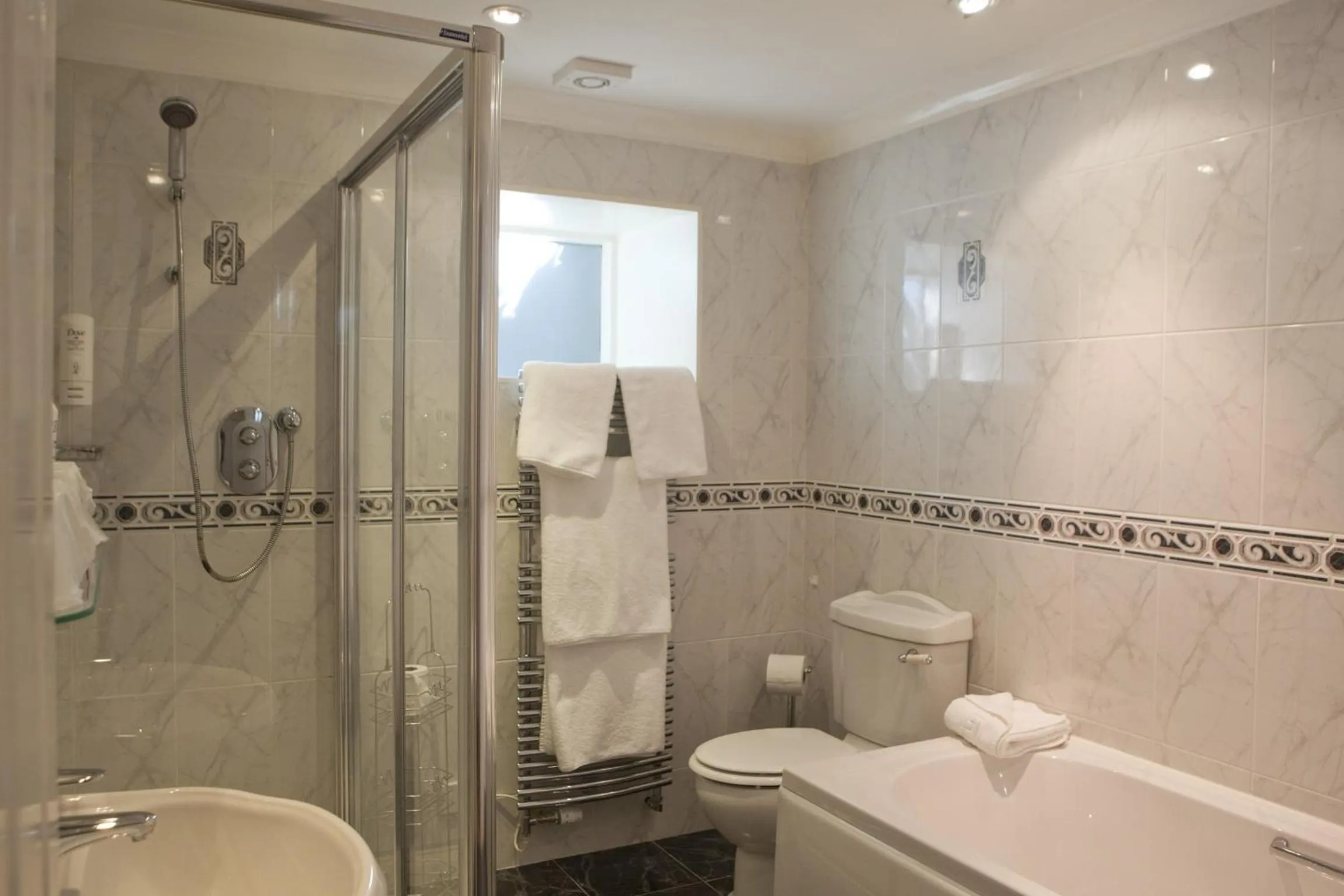 Bathroom in Burn How Garden Hotel - Bowness on Windermere