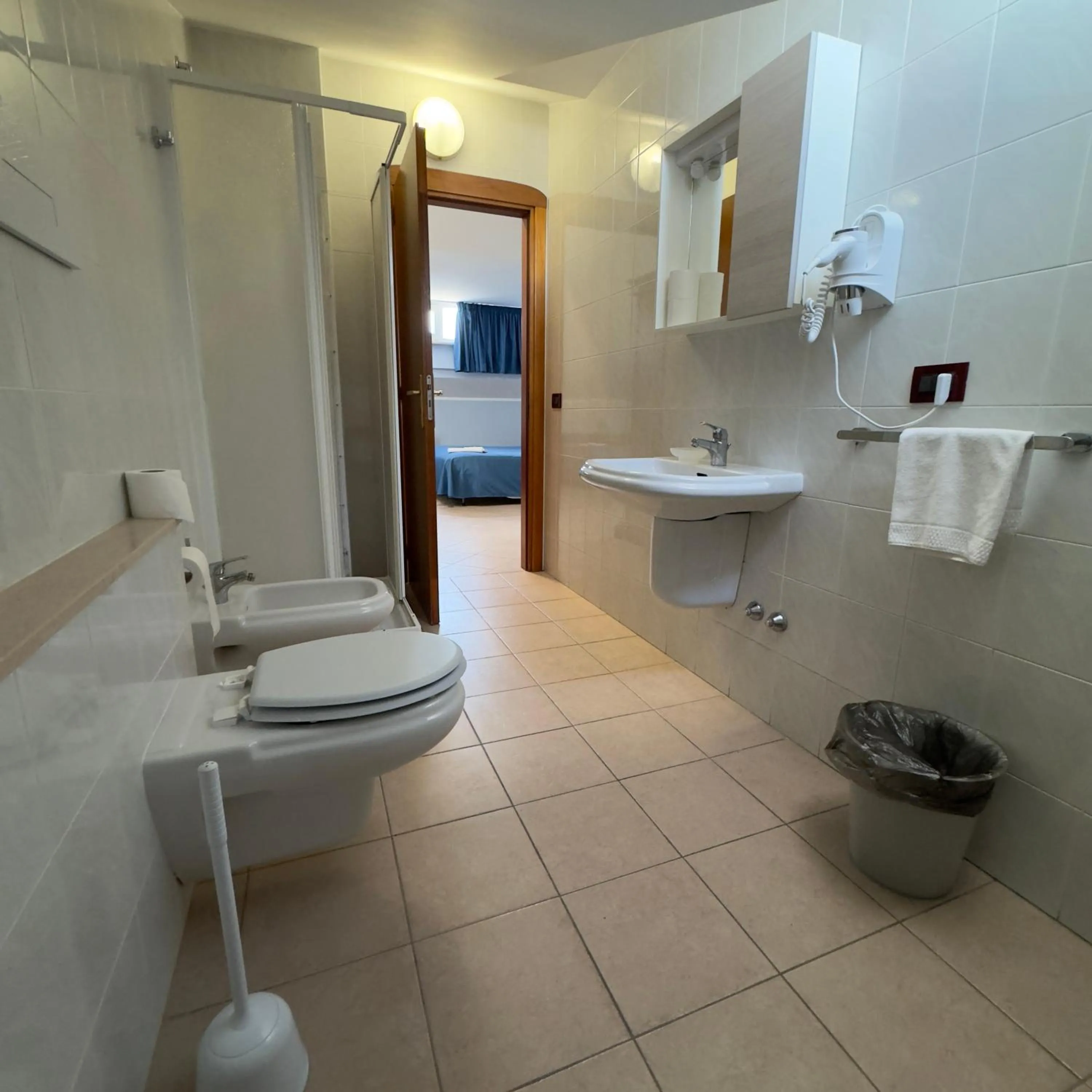 Shower in Hotel Immagine