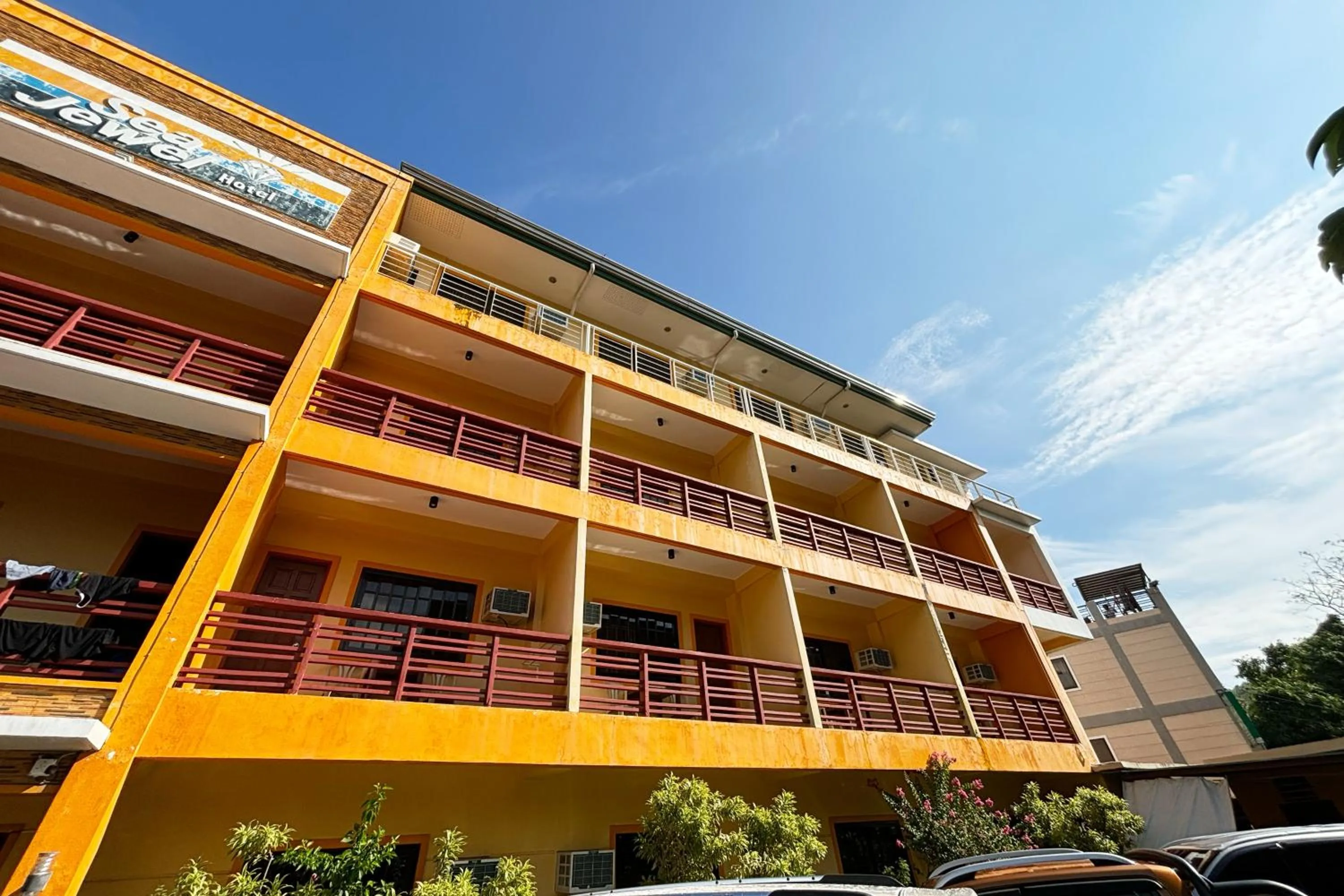 Property building in Sea Jewel Hotel Puerto Galera powered by Cocotel