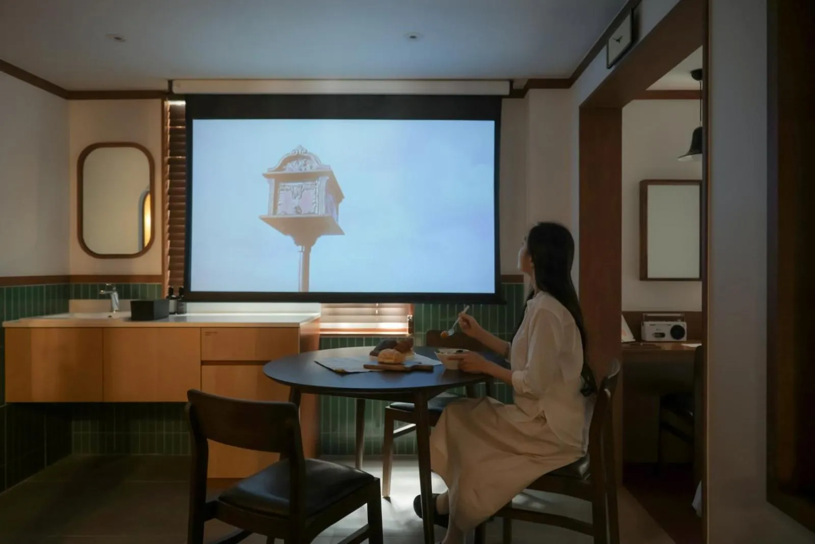 TV and multimedia in Surim Hotel Sokcho by AanK