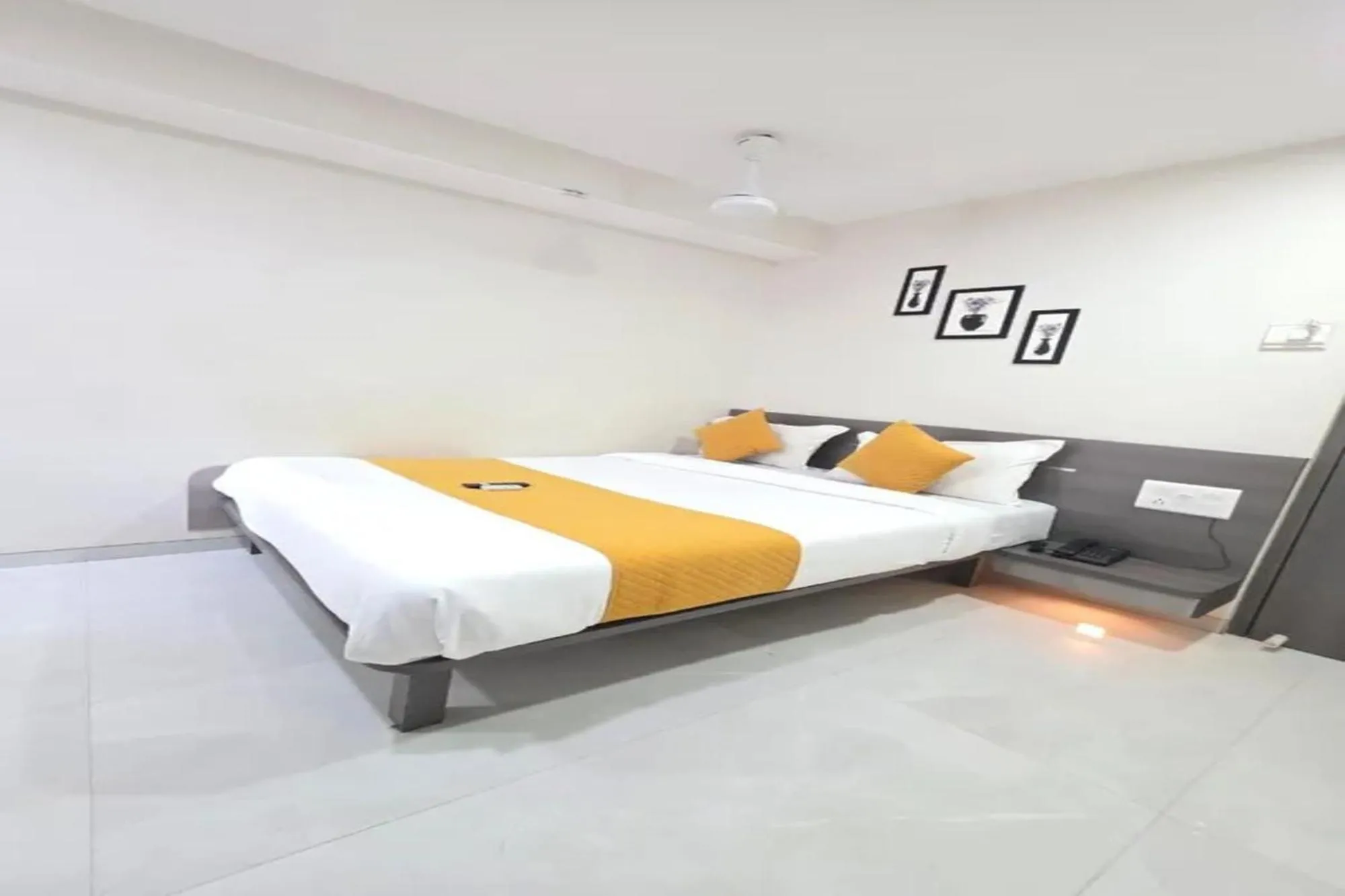 Superior Double Room - single occupancy in Hotel RS Regency