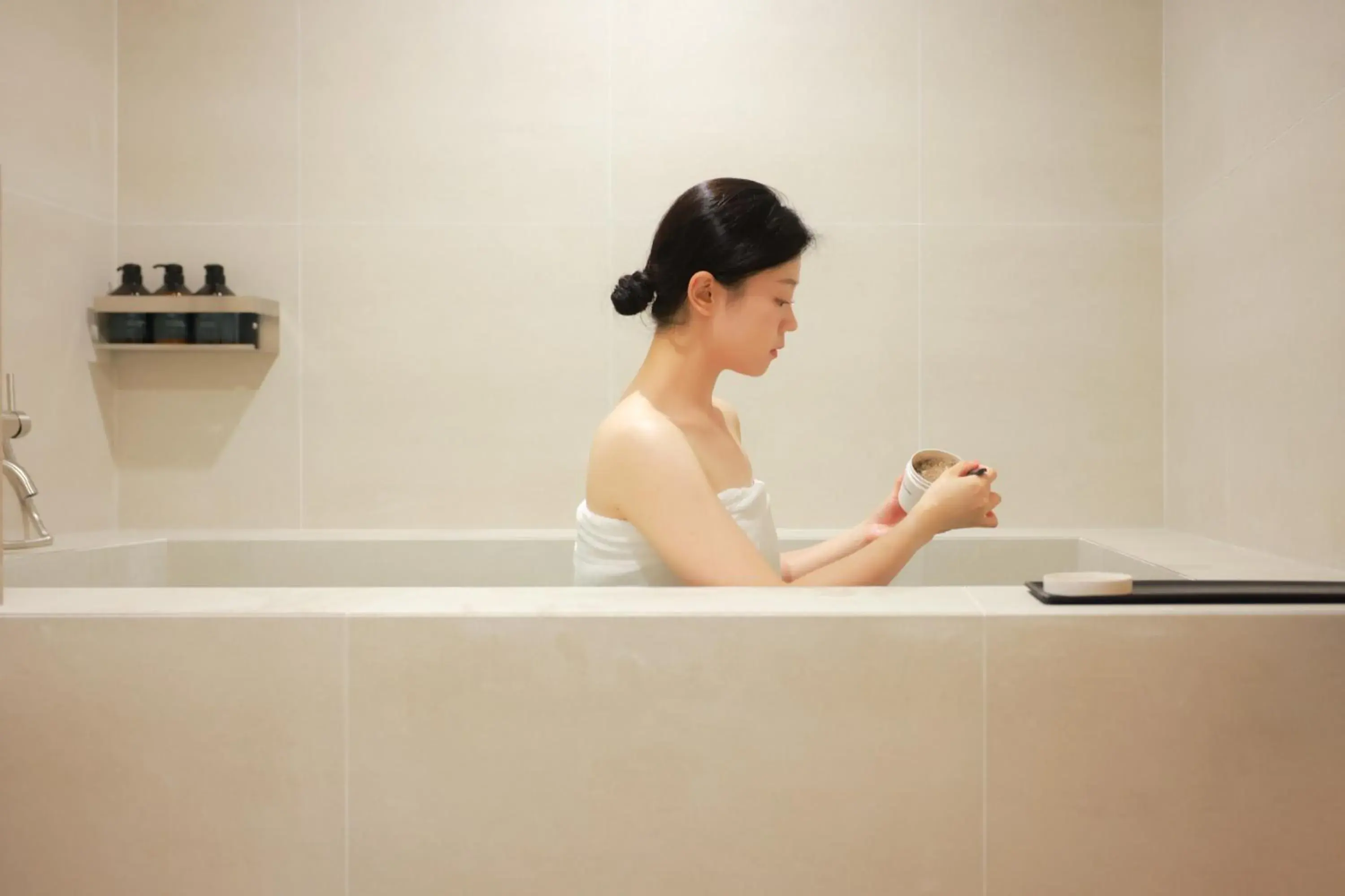 Spa and wellness centre/facilities in AanK Hotel & Spa Pyeongtaek Spa and wellness centre/facilities in AanK Hotel & Spa Pyeongtaek