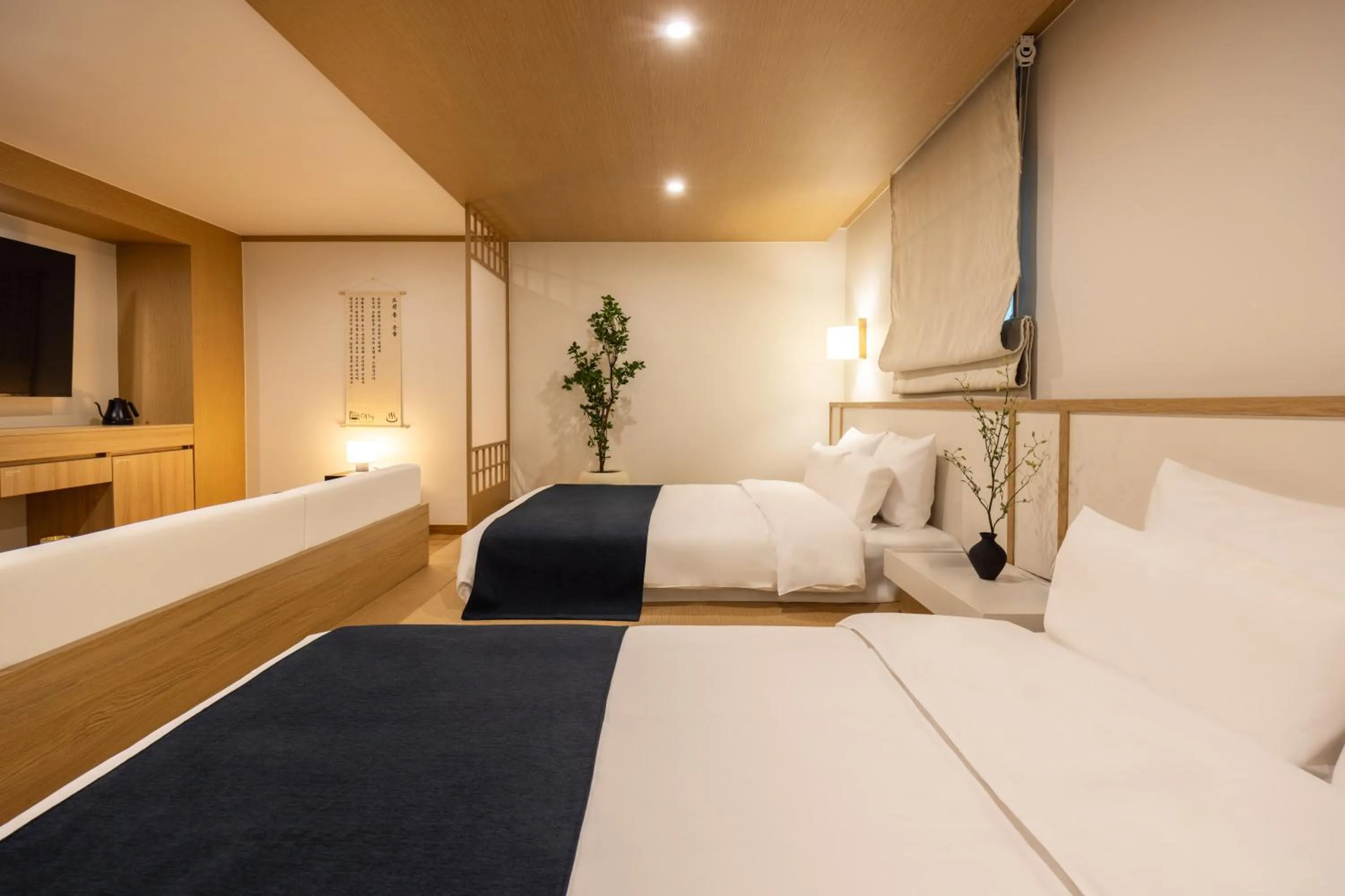 Bed in AanK Hotel & Spa Pyeongtaek