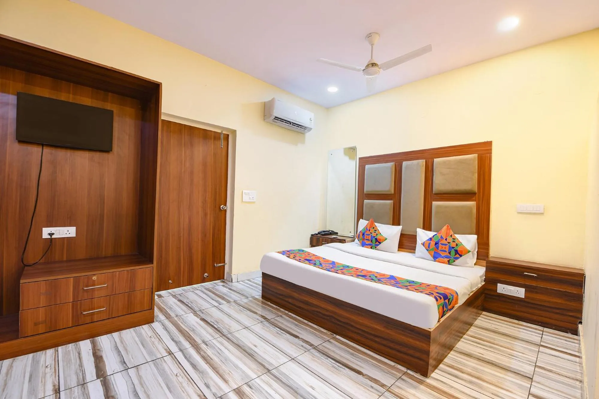 Bed in Via High View