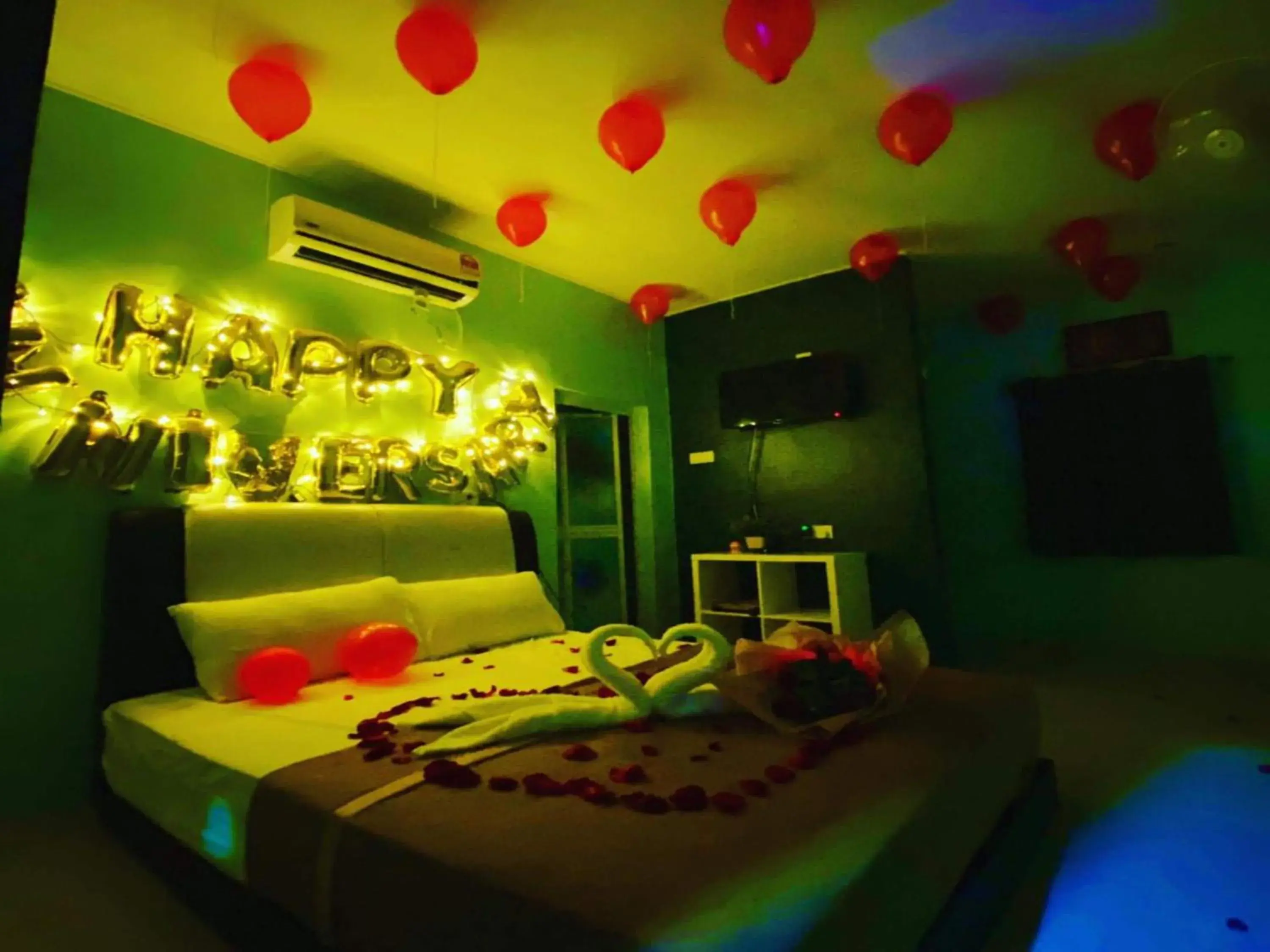 Other, Bed in Capital O 91017 Tuba Beach Resort @ Pulau Tuba Other, Bed in Capital O 91017 Tuba Beach Resort @ Pulau Tuba