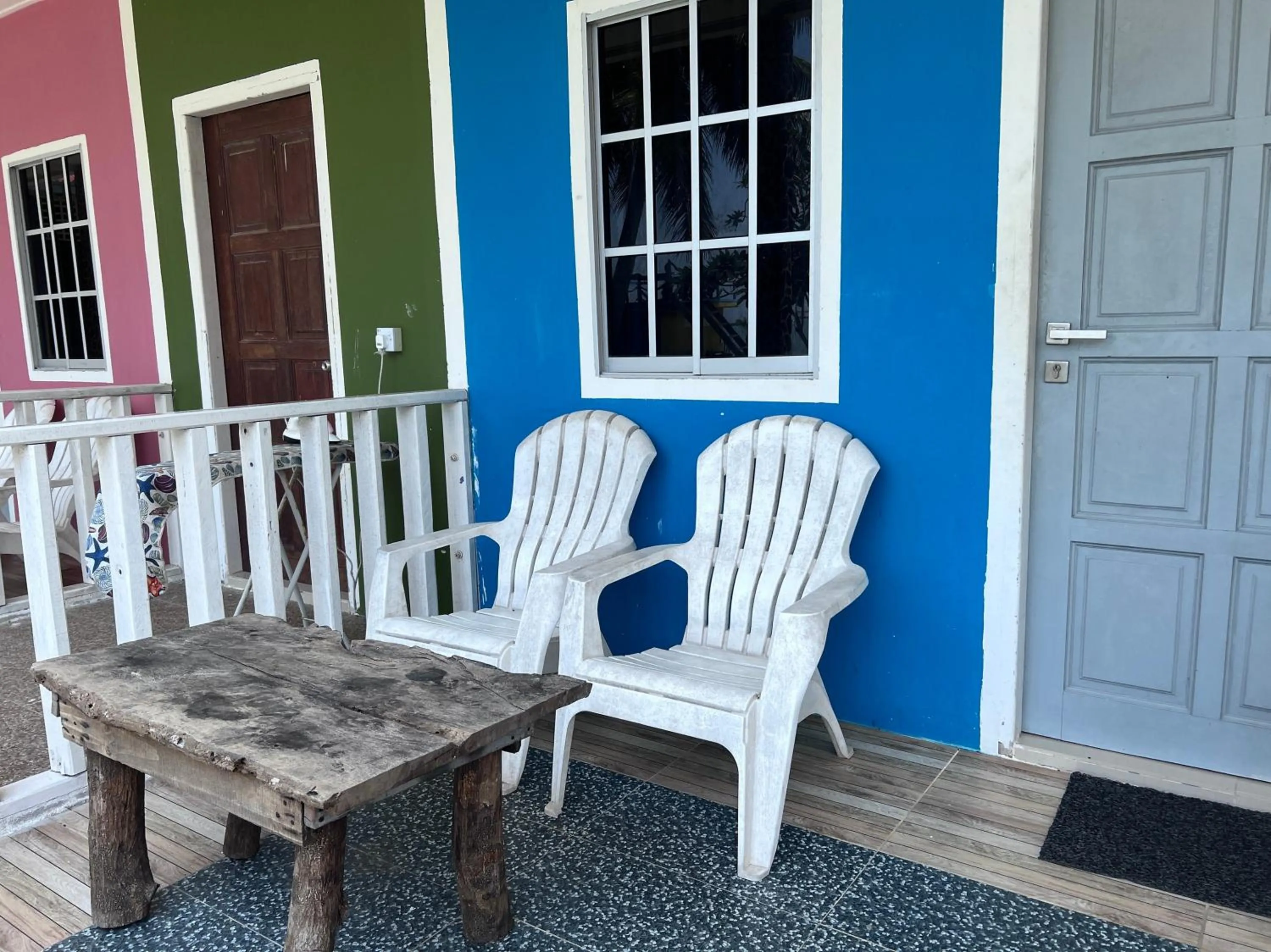Bedroom in Capital O 91017 Tuba Beach Resort @ Pulau Tuba