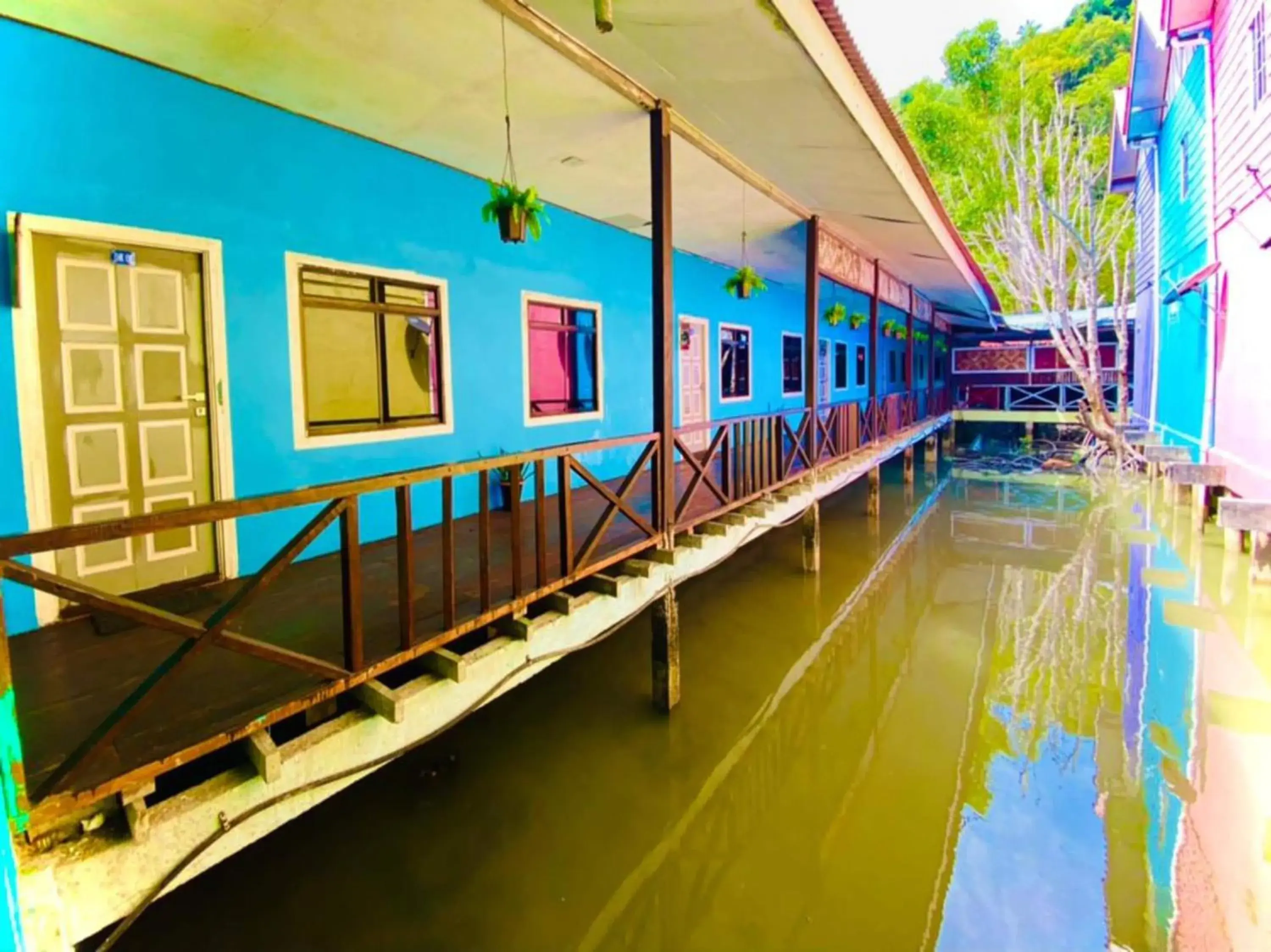 Facade/entrance in Capital O 91017 Tuba Beach Resort @ Pulau Tuba Facade/entrance in Capital O 91017 Tuba Beach Resort @ Pulau Tuba