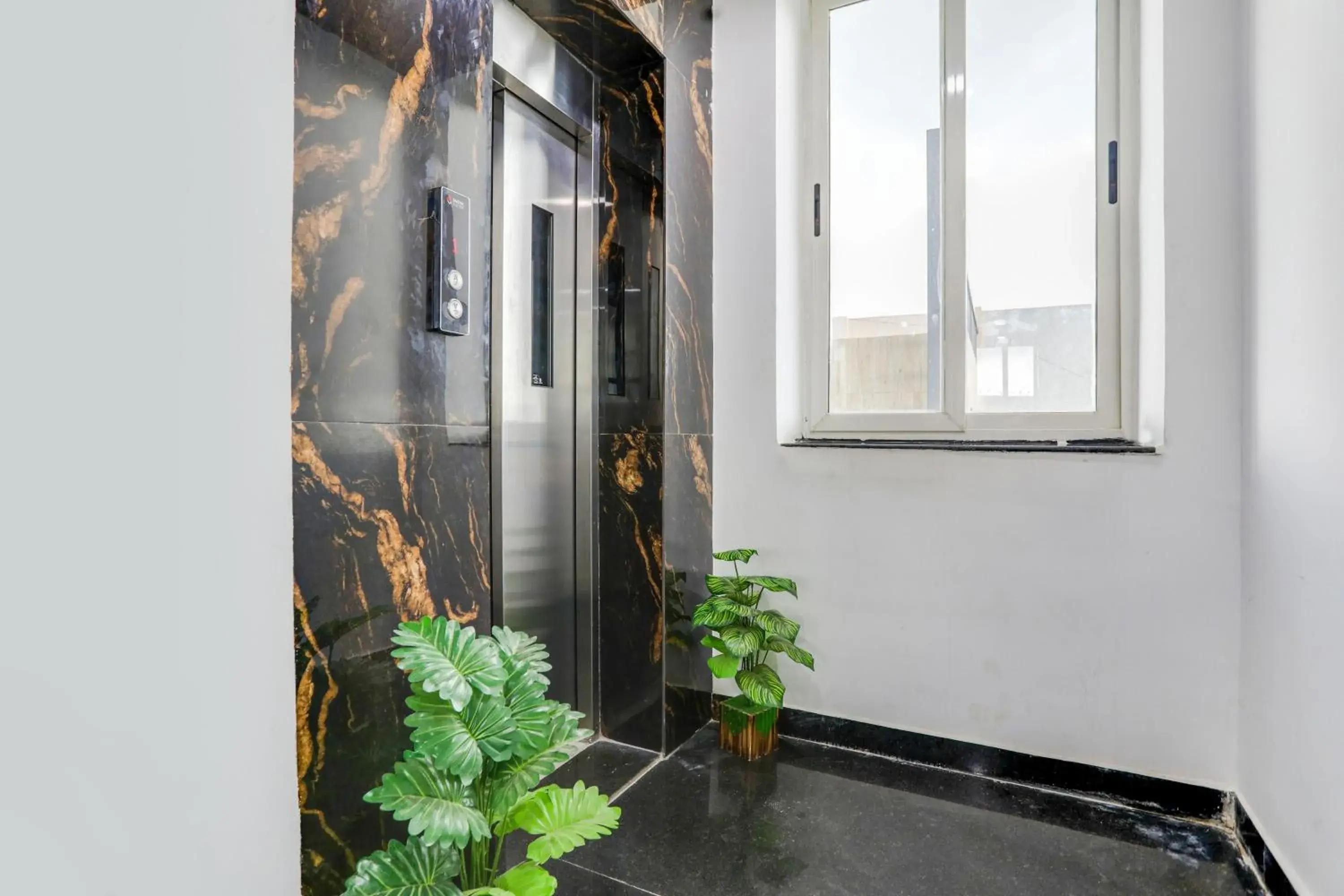 Lobby or reception in Super Collection O De Alphabet Hotel Lobby or reception in Super Collection O De Alphabet Hotel