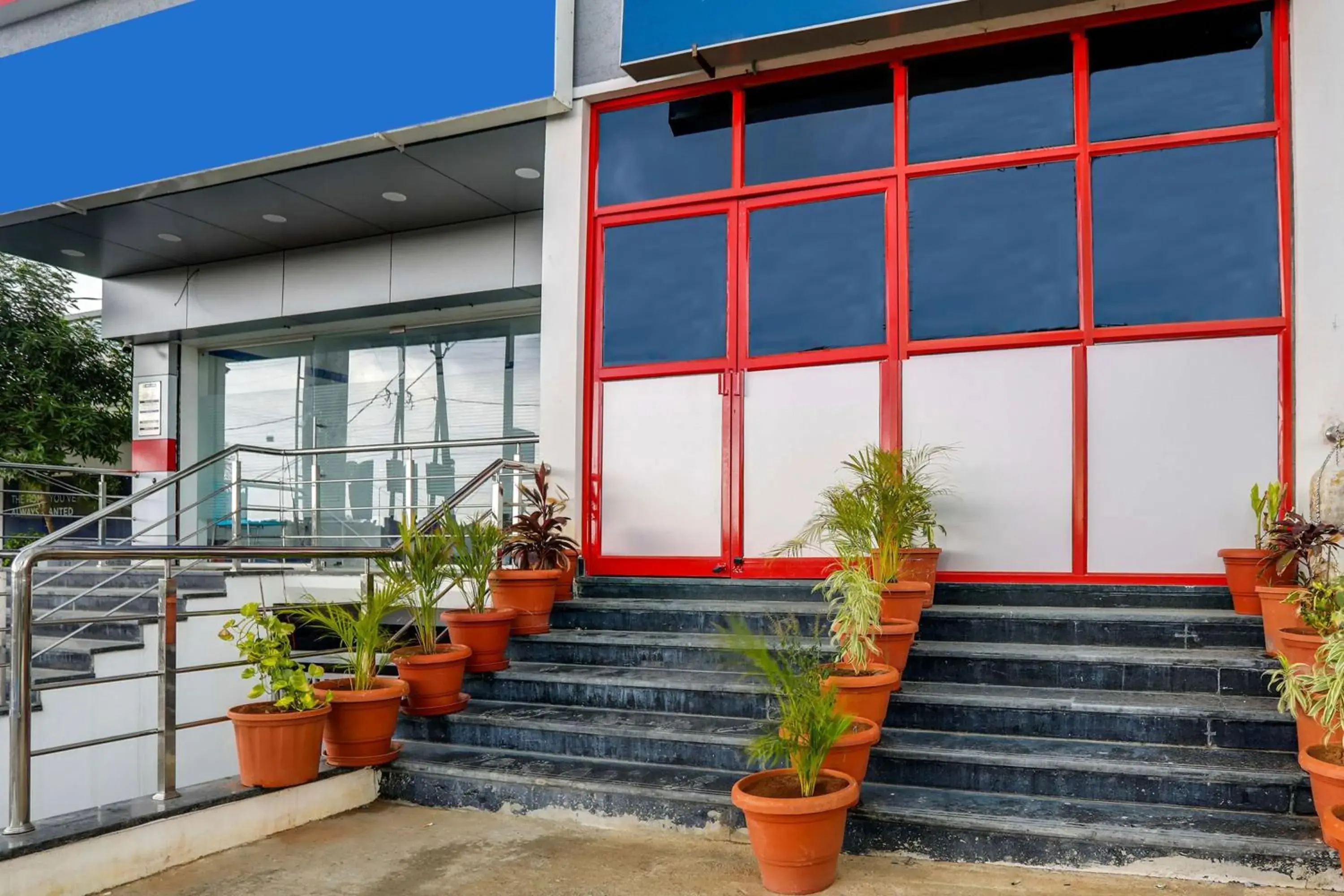 Facade/entrance in Super Collection O De Alphabet Hotel Facade/entrance in Super Collection O De Alphabet Hotel