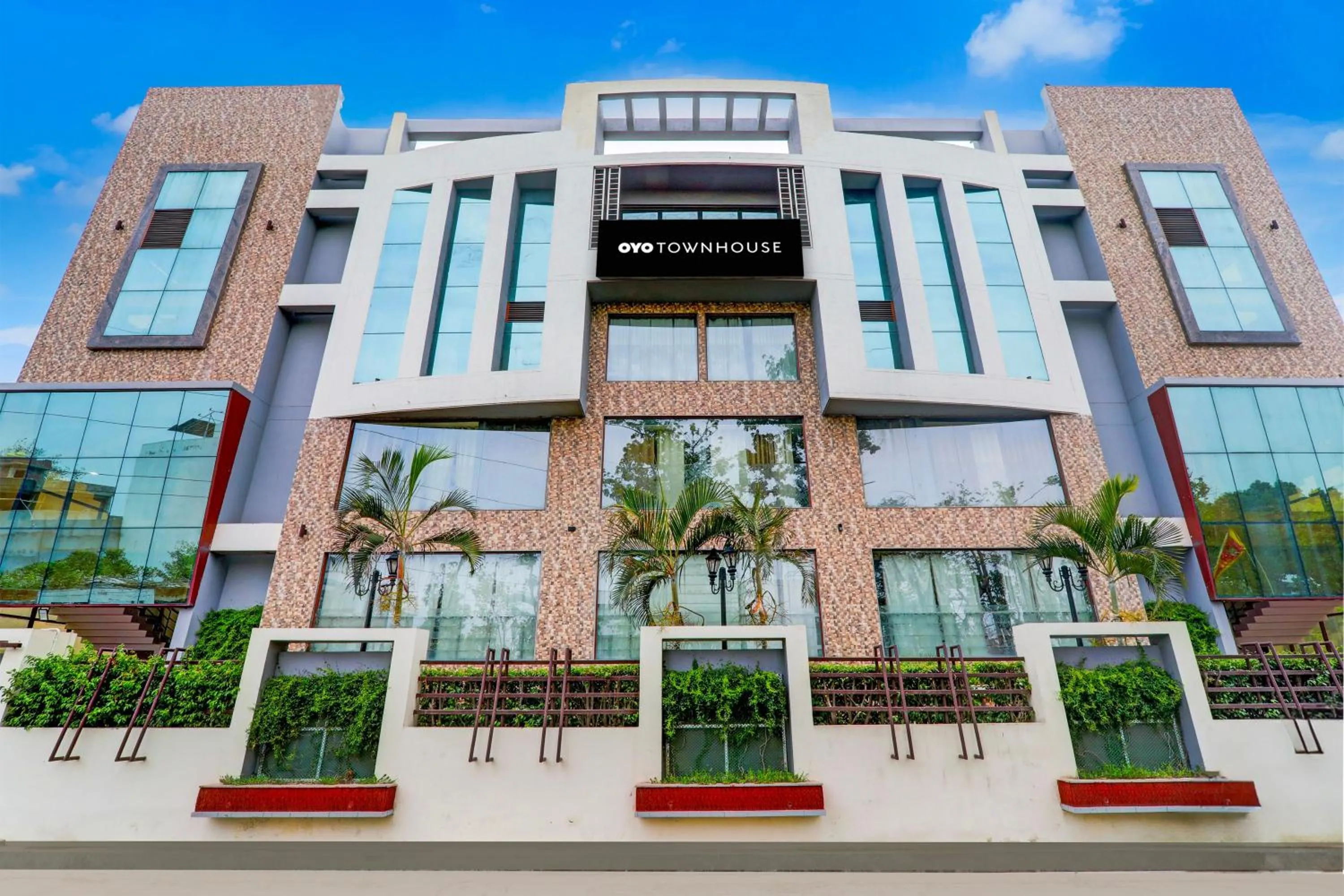 Facade/entrance in Townhouse Sakura