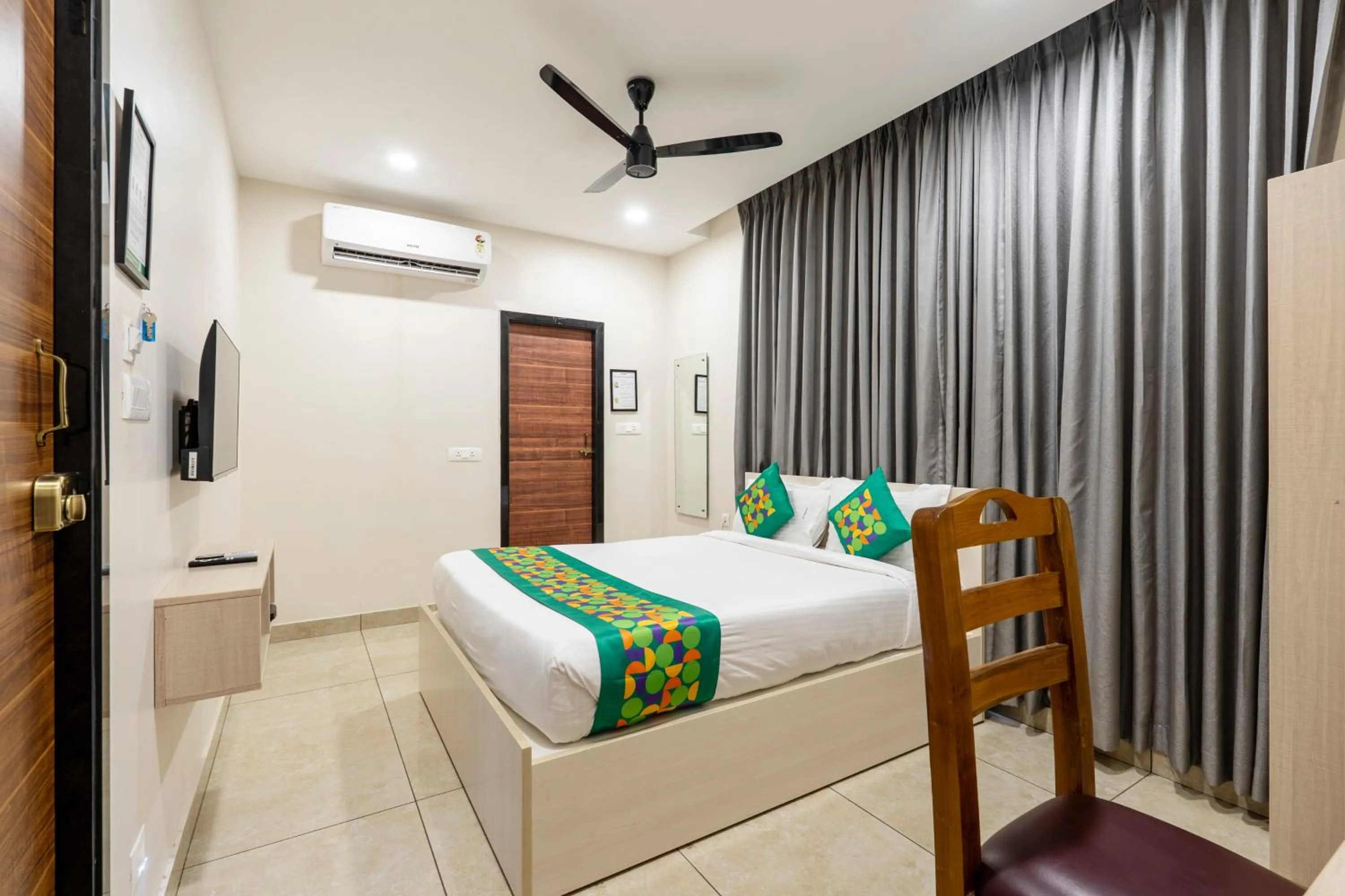 Bed in Treebo Sea Heights