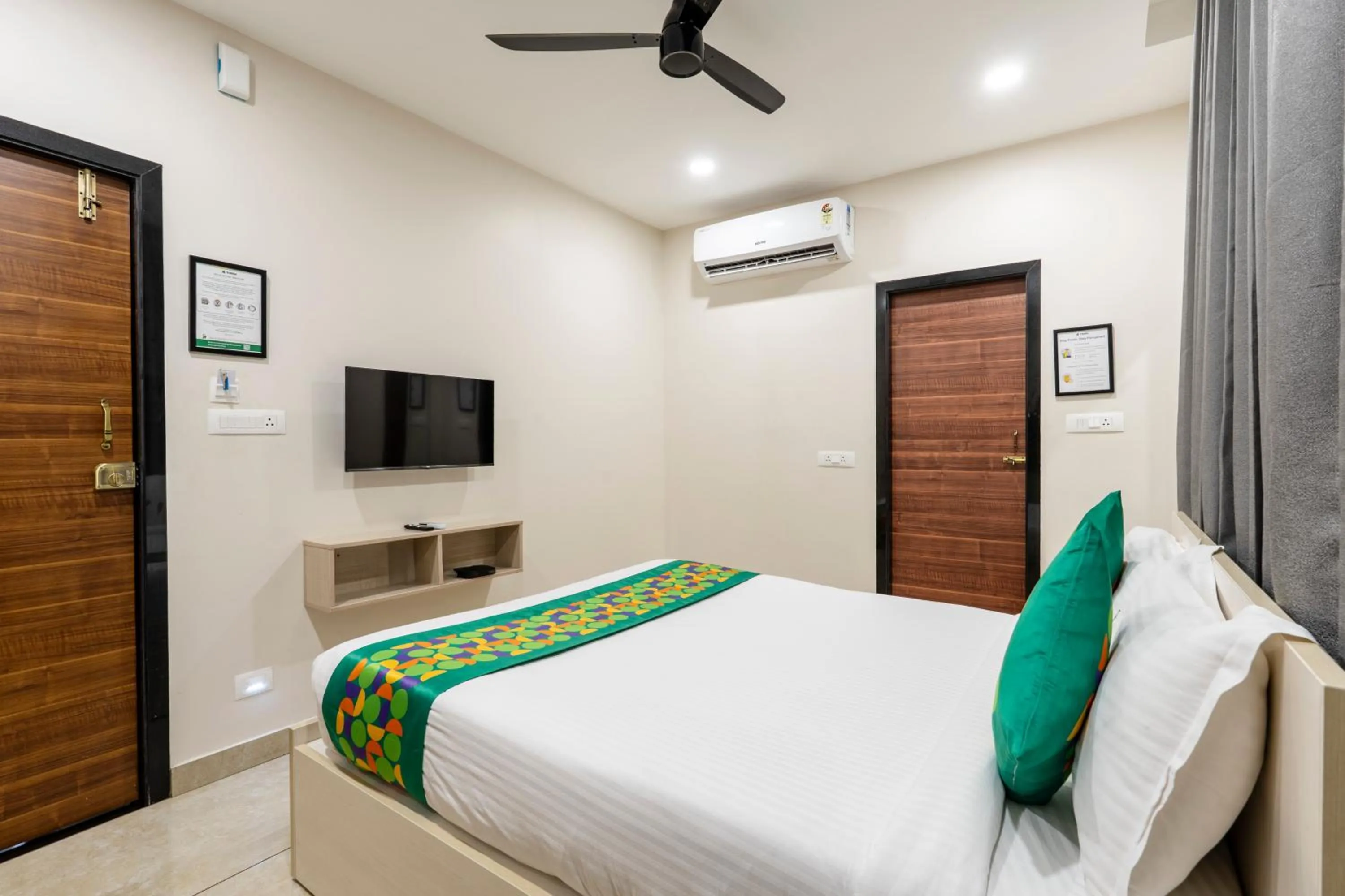 Bed in Treebo Sea Heights