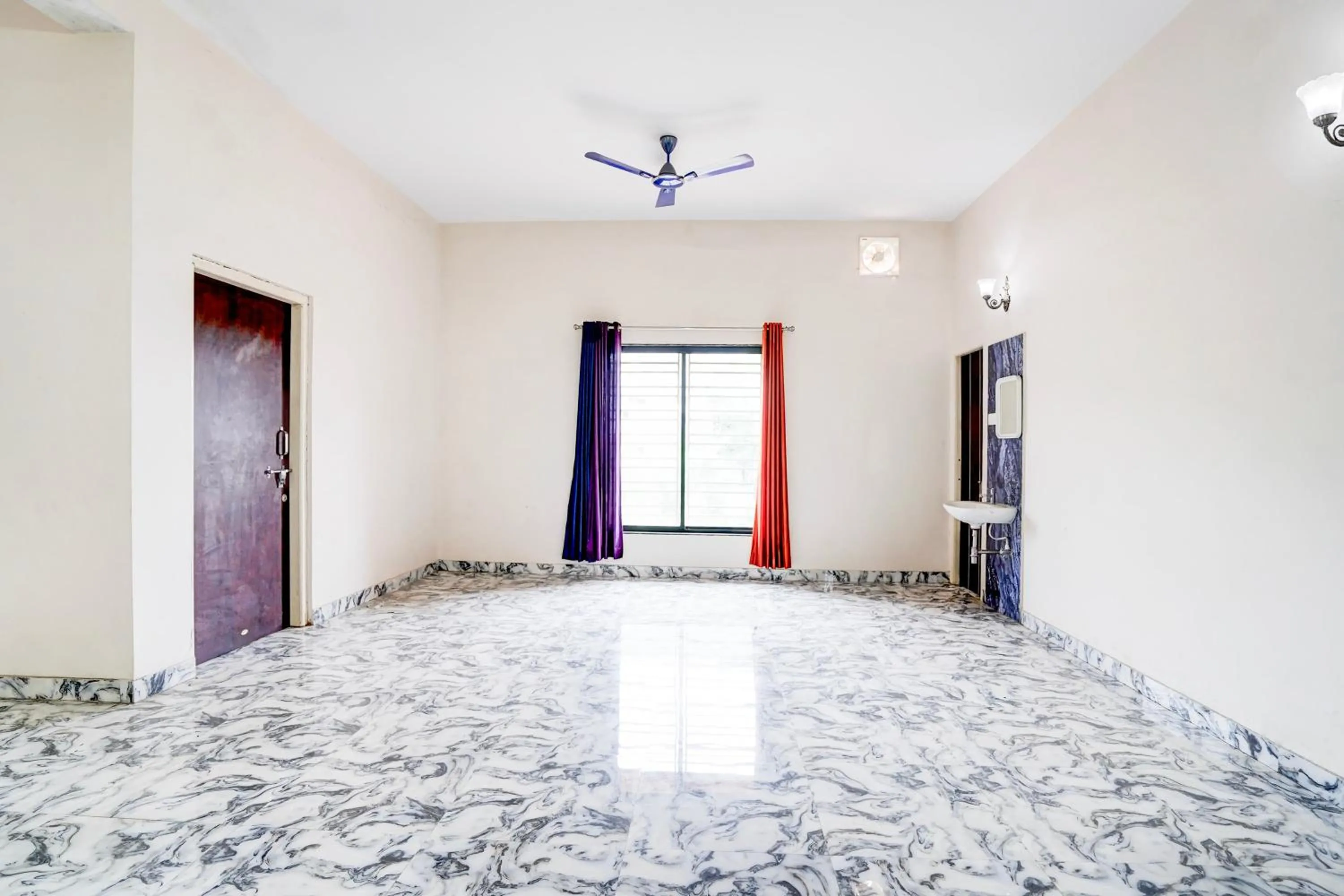 Lobby or reception, Bed in Hotel O Oyasis.in