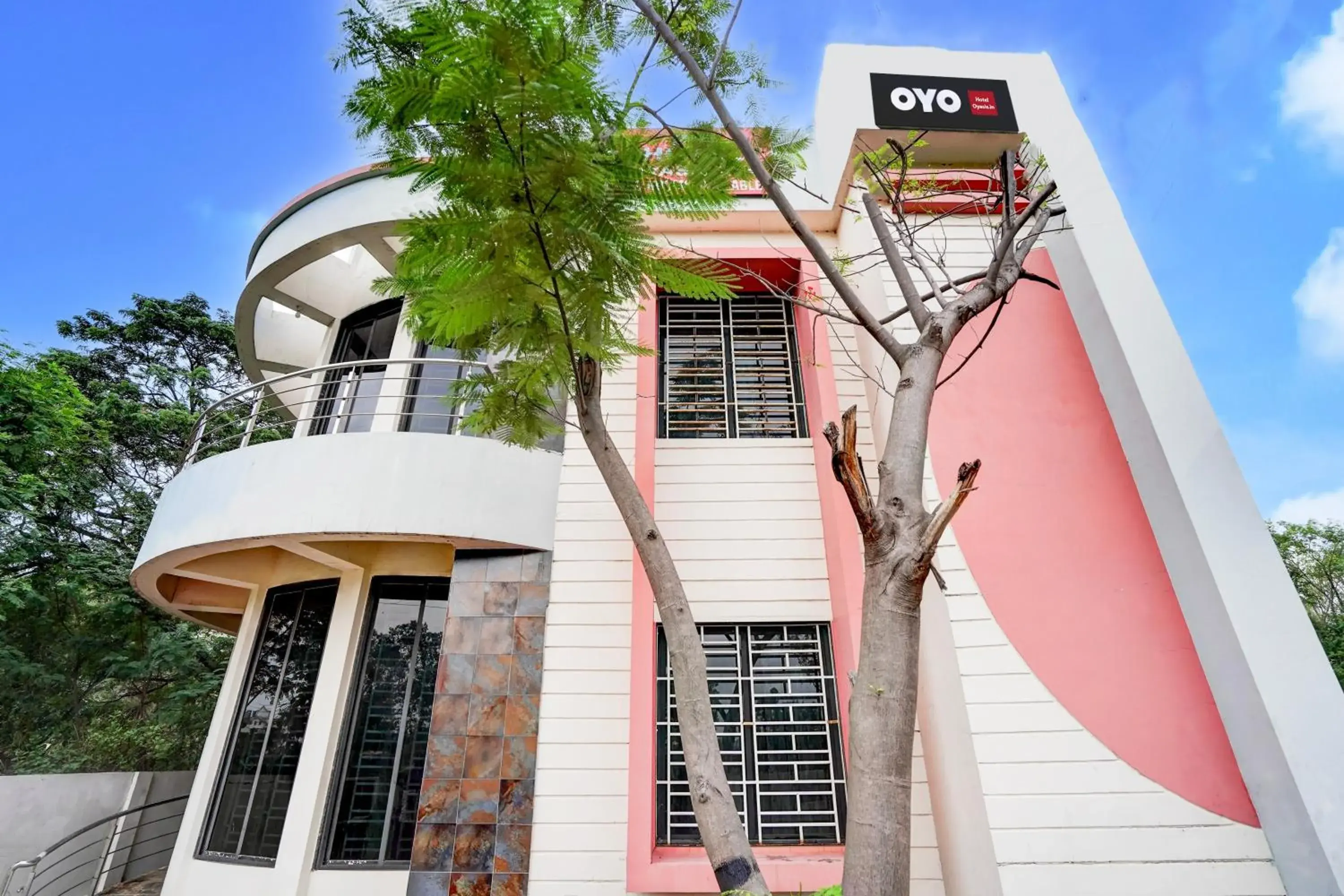 Facade/entrance in Hotel O Oyasis.in Facade/entrance in Hotel O Oyasis.in