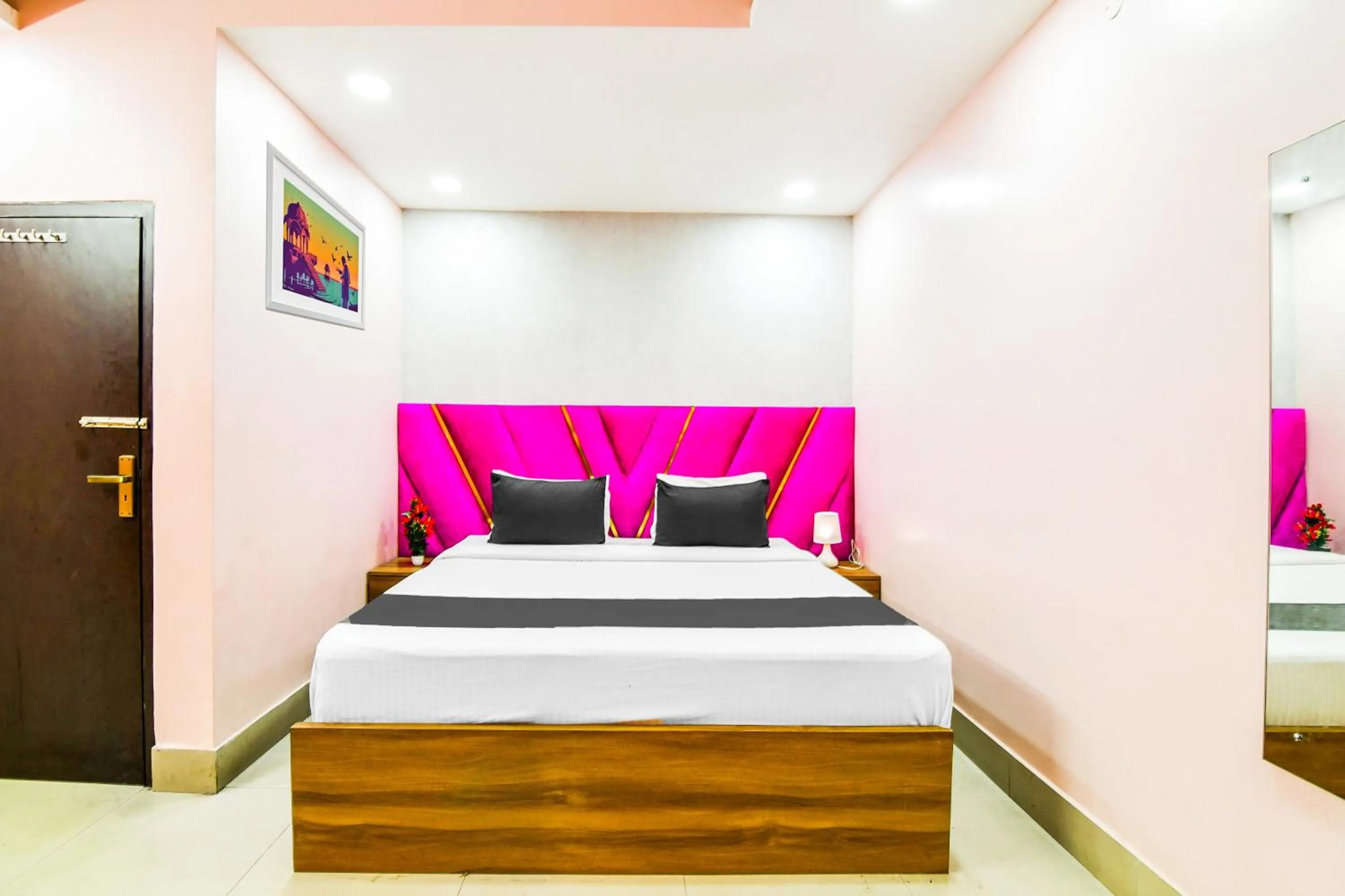 Bedroom in Hotel O Barsana