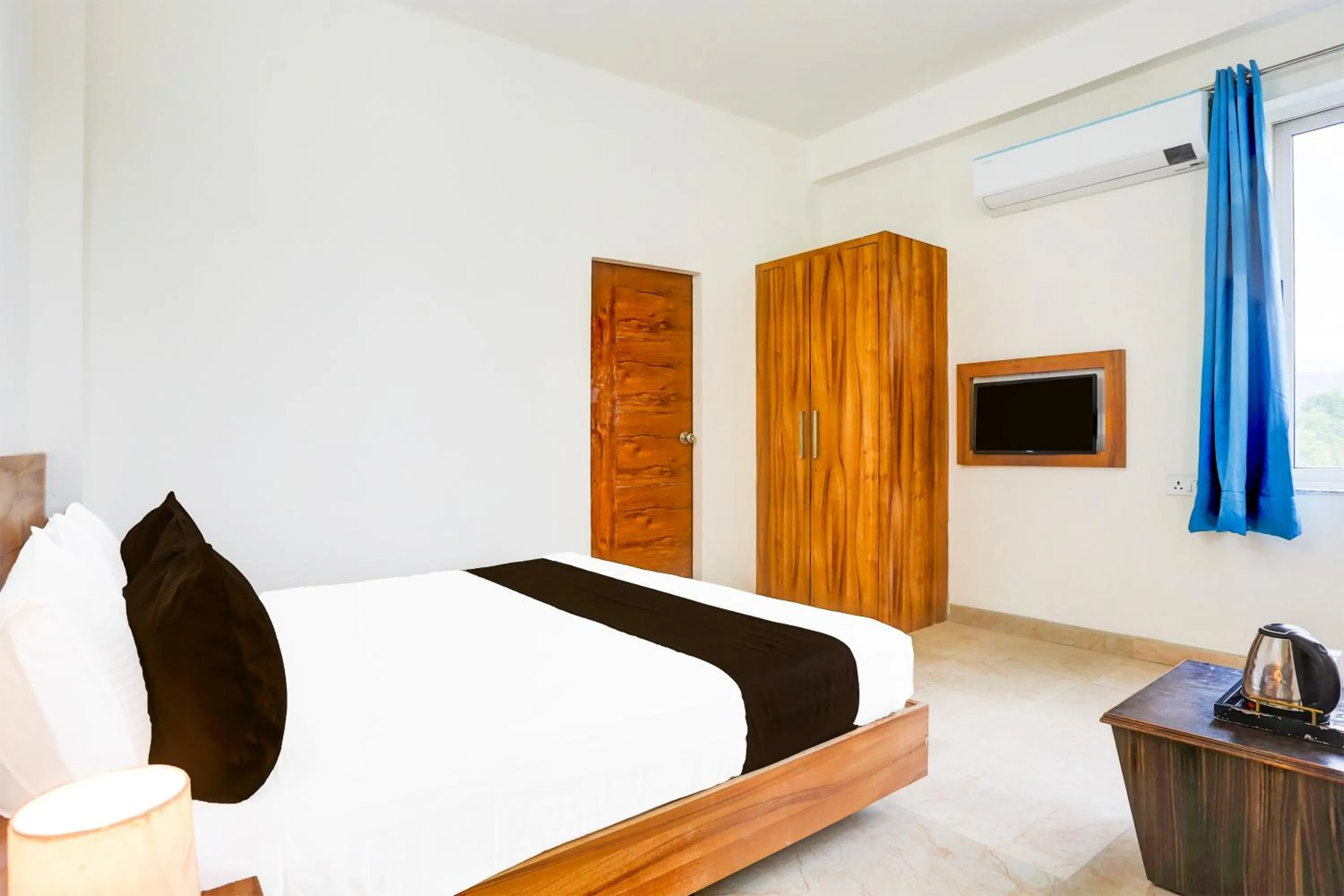 Bedroom in Hotel O Moti Doongri Alwar