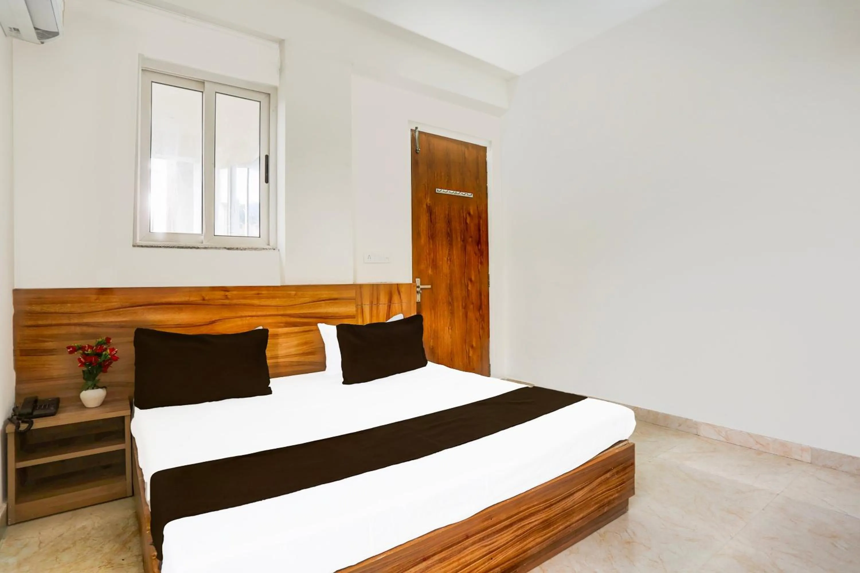 Bedroom in Hotel O Moti Doongri Alwar