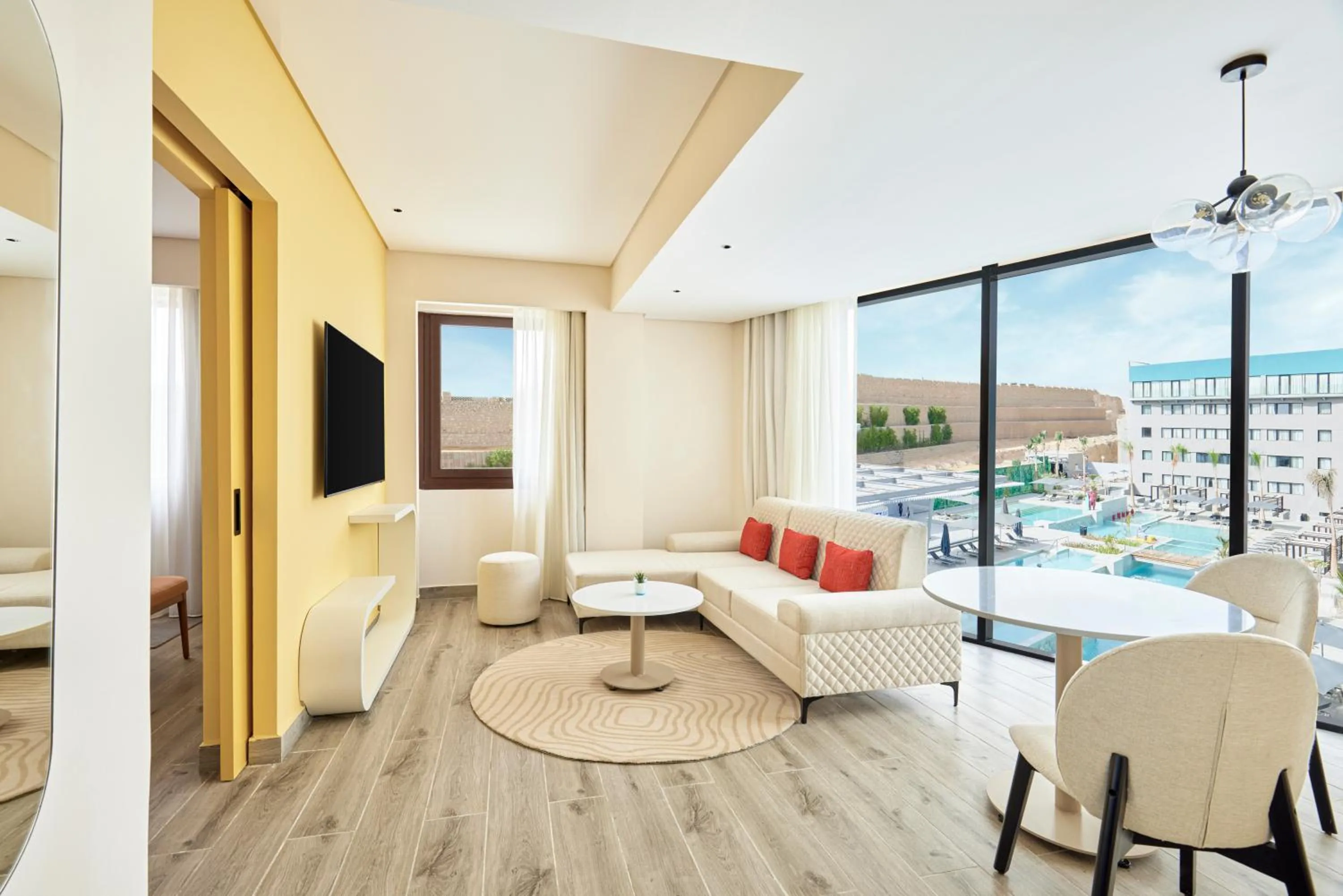 TV and multimedia in Hyatt Centric Cairo West