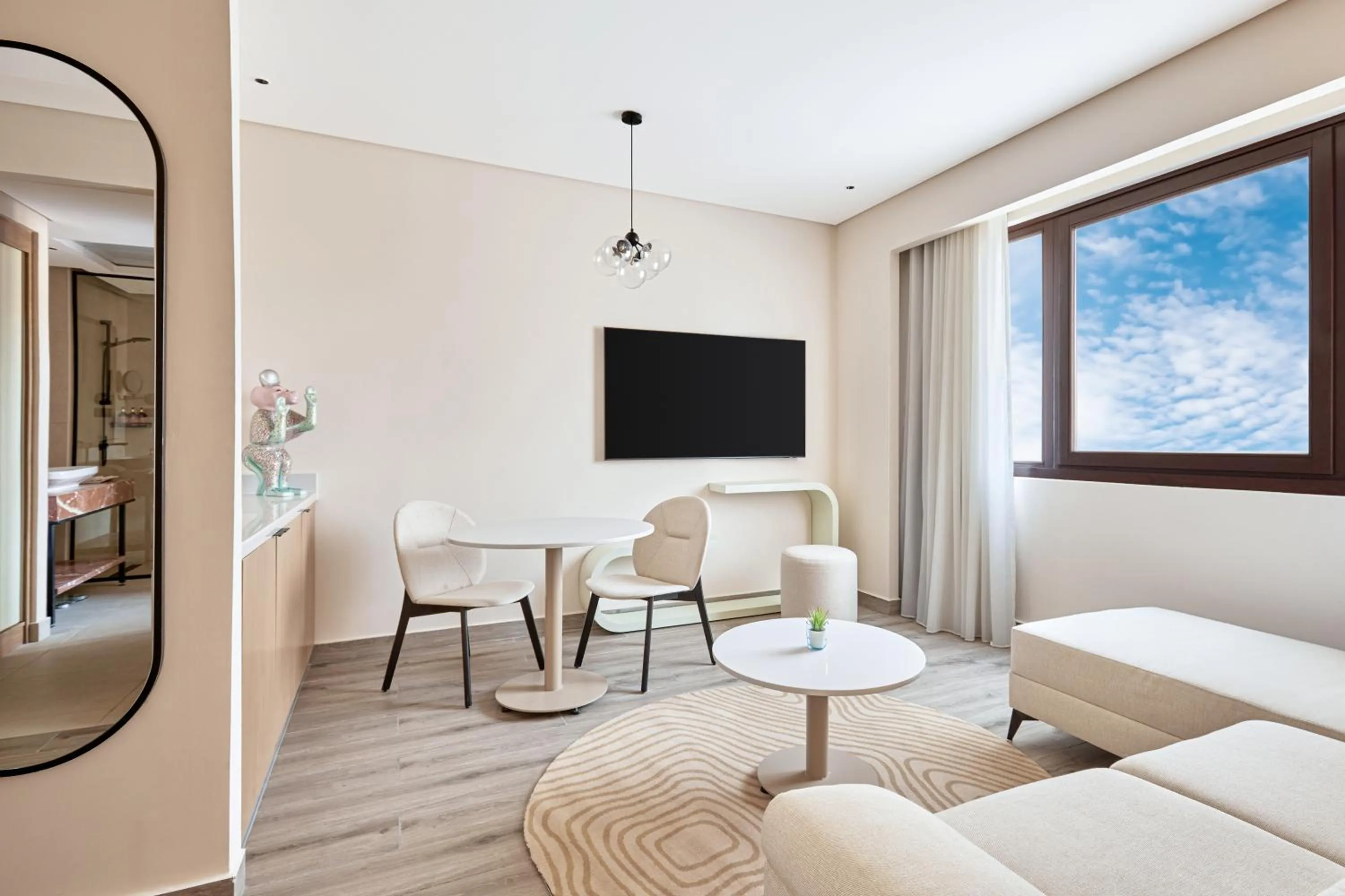 TV and multimedia in Hyatt Centric Cairo West