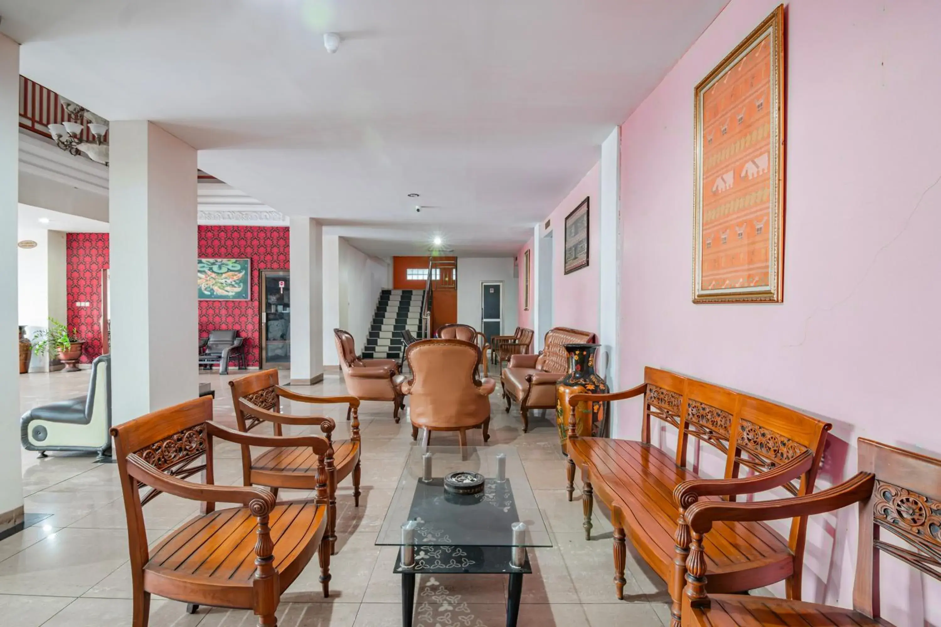 Lobby or reception in Collection O Olgaria Hotel Near Living World Pekanbaru Lobby or reception in Collection O Olgaria Hotel Near Living World Pekanbaru