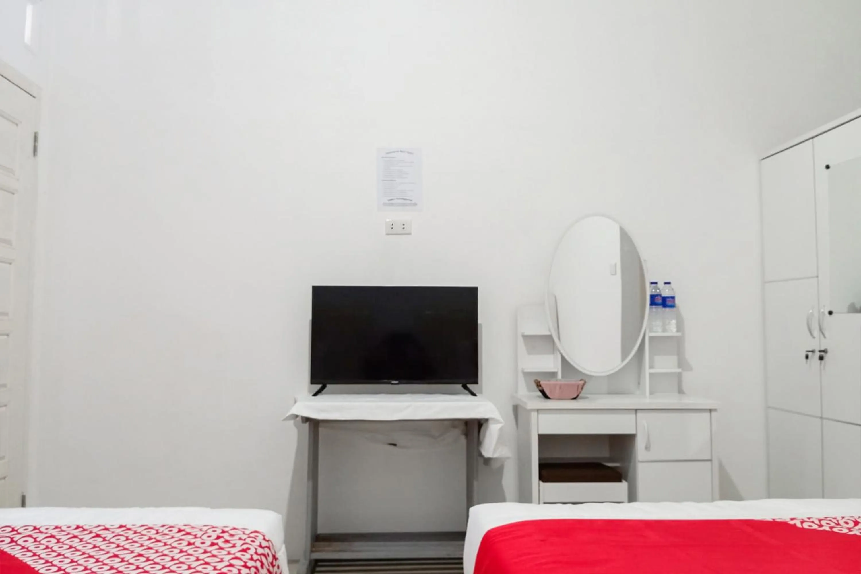 Bedroom, Bed in Hotel O Homestay Jaya Putri 1 Syariah