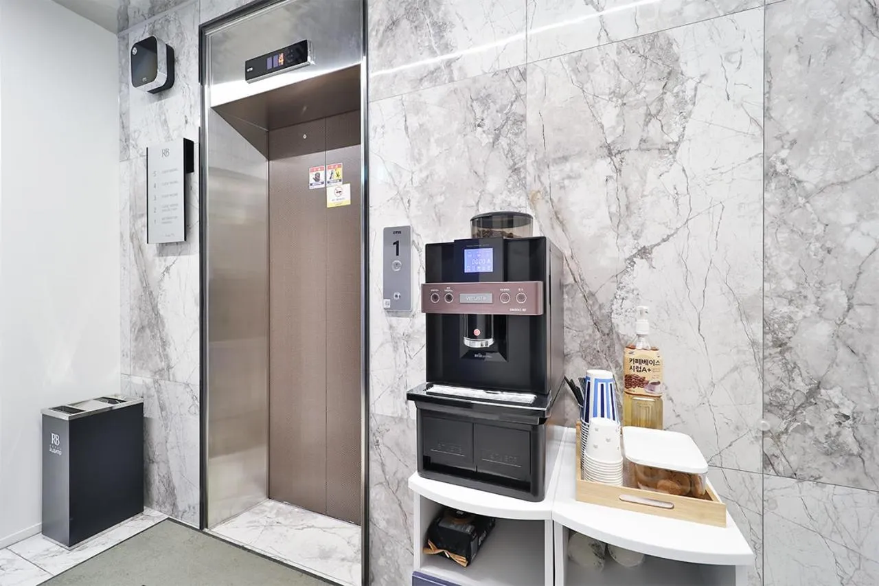 Restaurant/places to eat in Rubato Hotel Ulsan Junggu