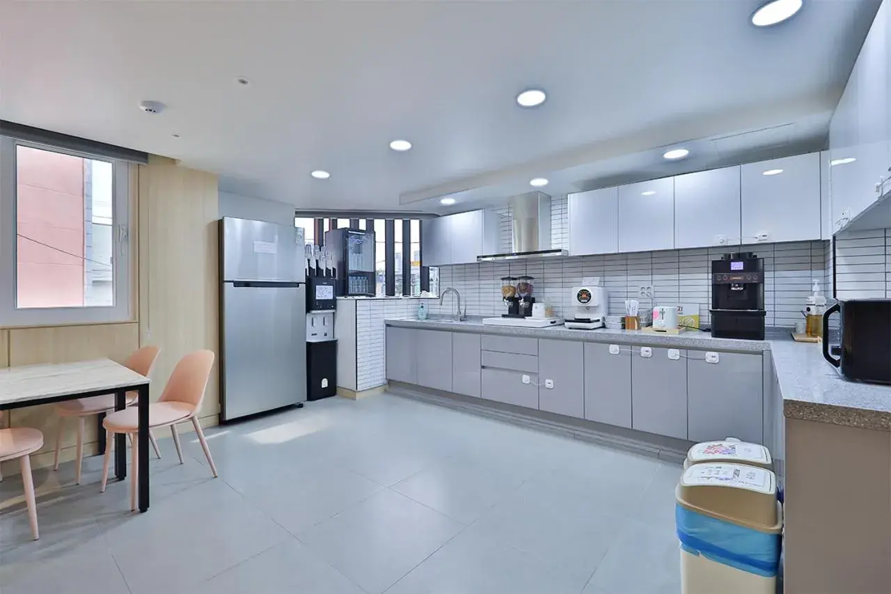 Restaurant/places to eat in Rubato Hotel Ulsan Junggu Restaurant/places to eat in Rubato Hotel Ulsan Junggu